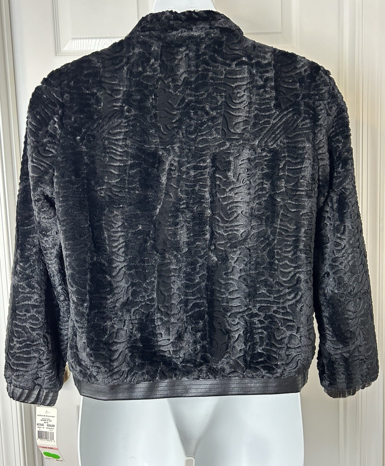NWT Alfred Dunner Short Faux Fur Jacket Womens 10 Petite 10P Faux Leather Trim