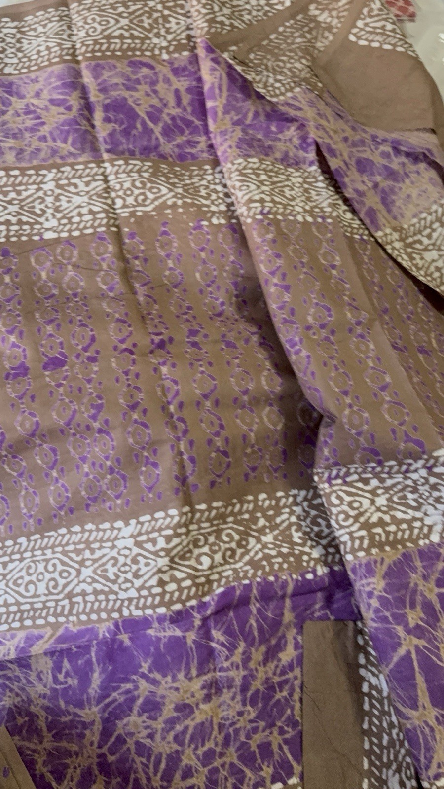 NEW 🆕, Cotton BATIK SAREE. ( Item#L3903 ) including blouse piece. Only $33