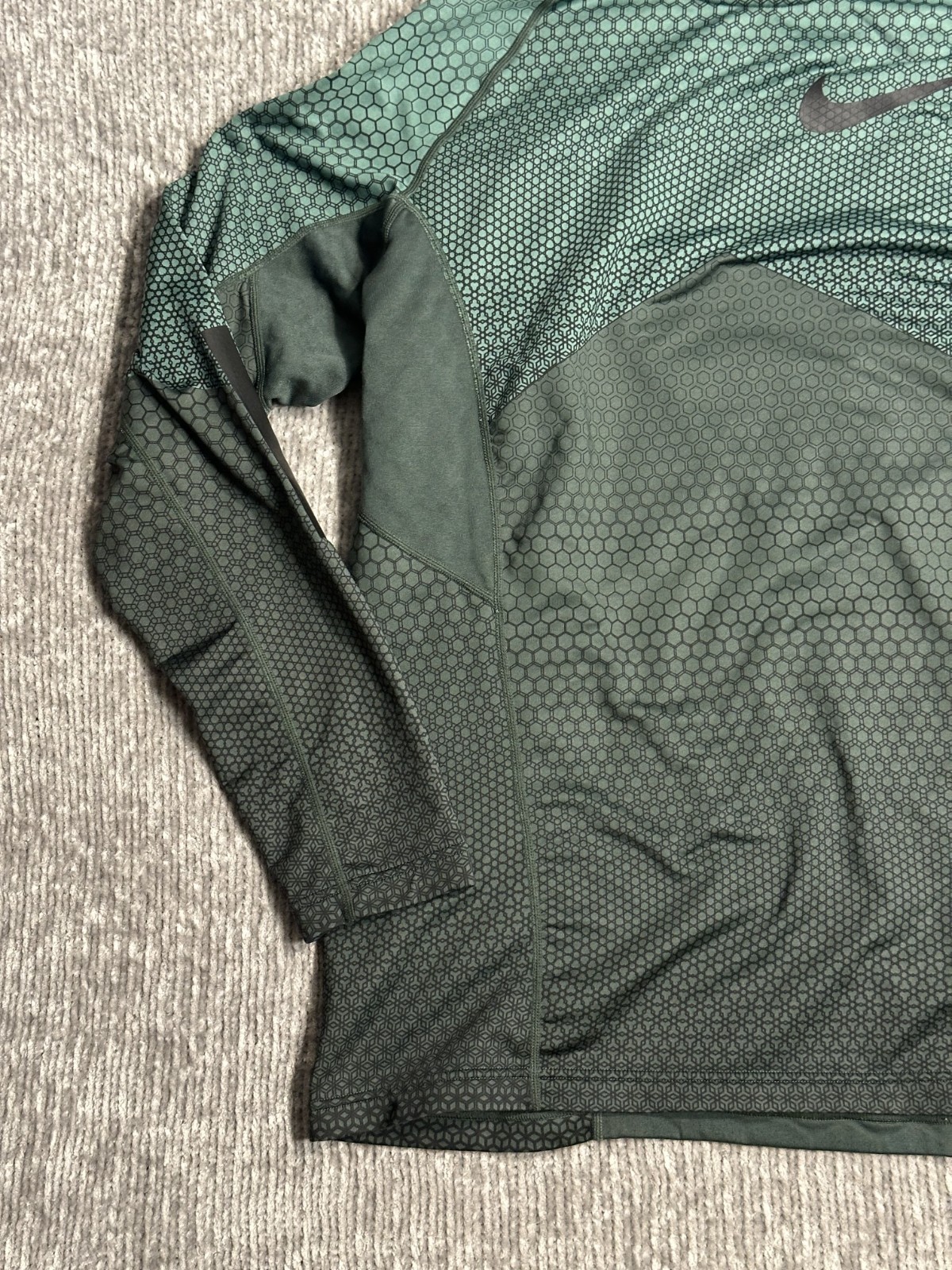 Nike Pro Hyperwarm Fitted Long Sleeve Shirt Green Black L Lightweight Stretch