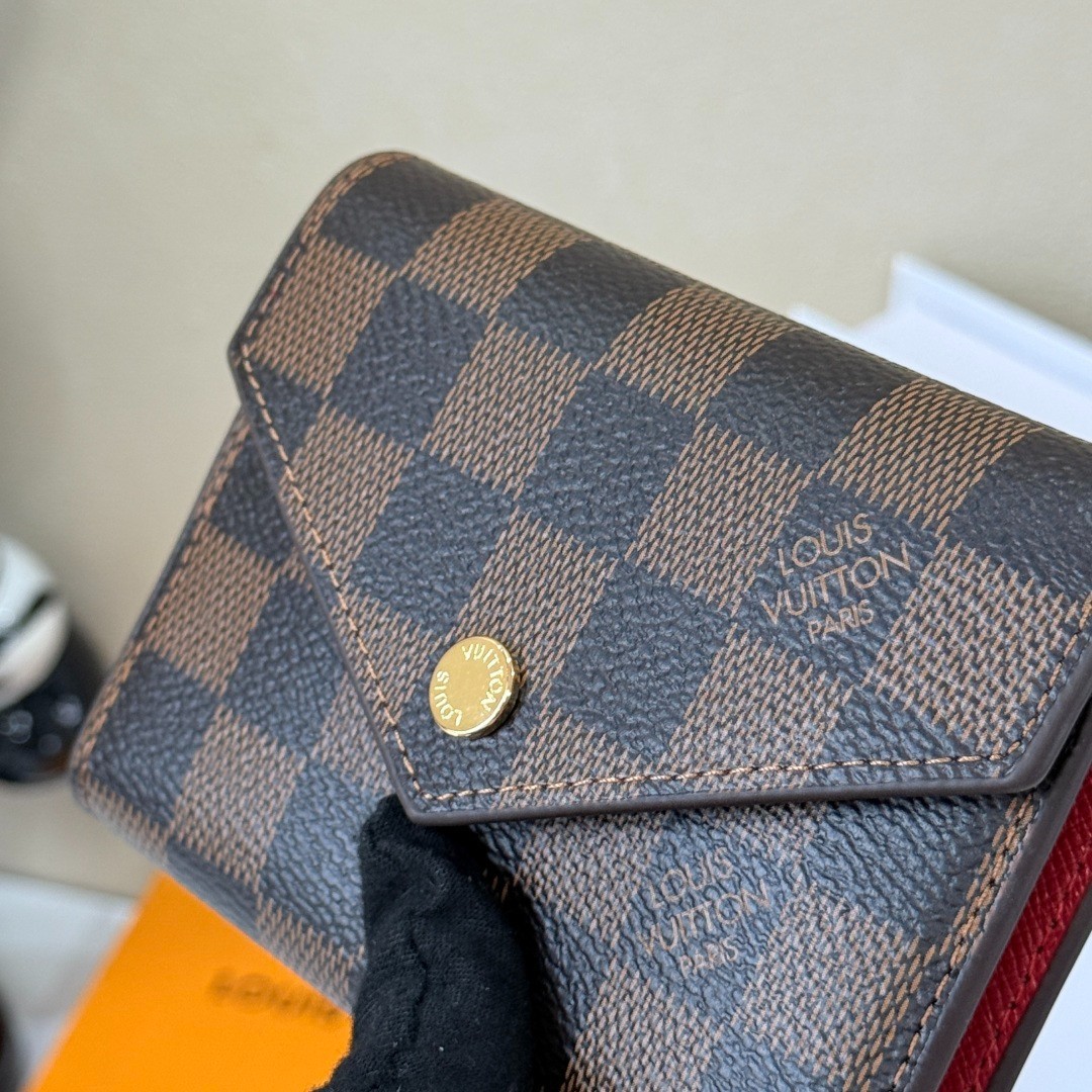 Louis Rosalie Coin Purse – Classic Monogram Envelope Style