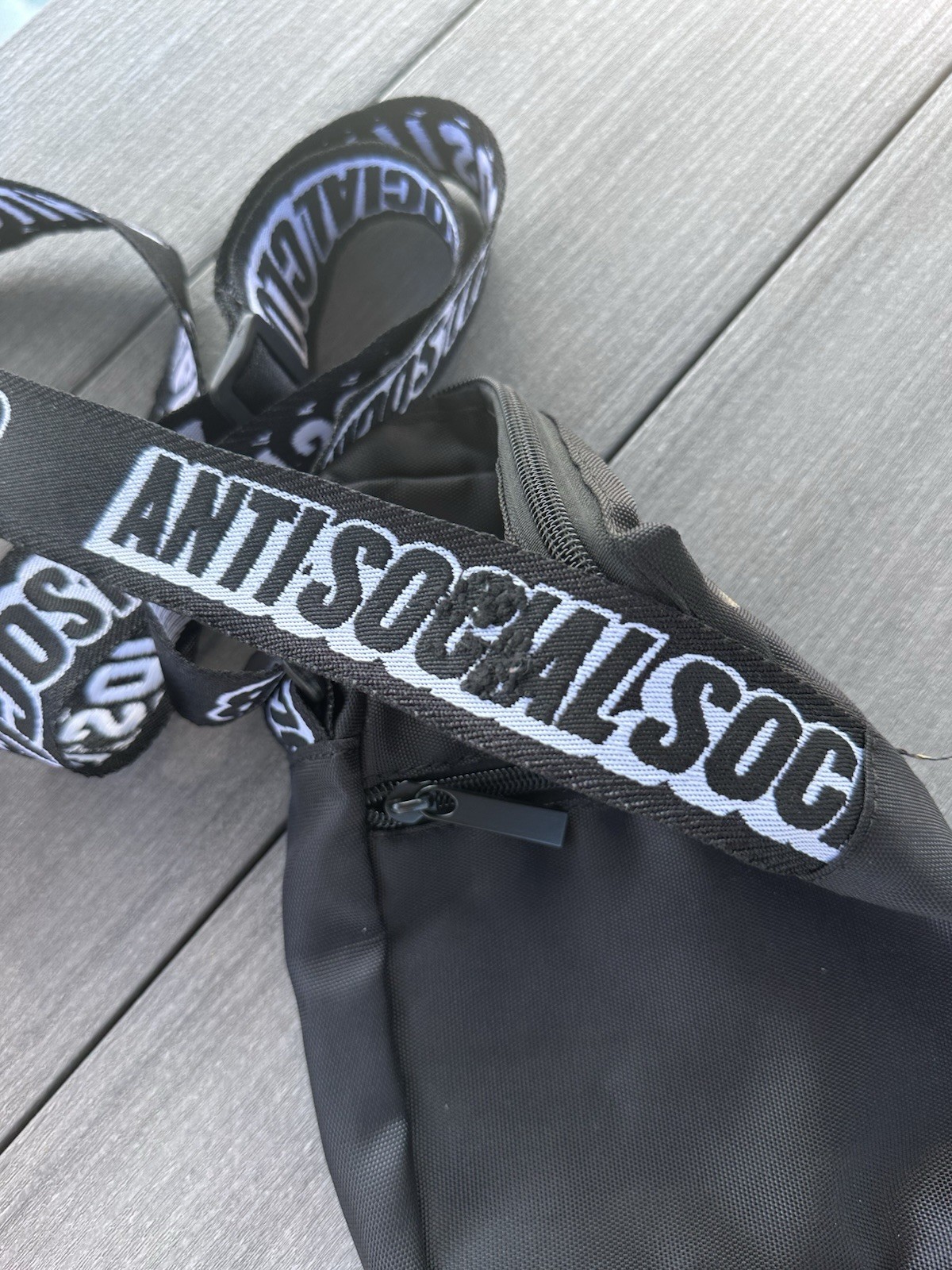 ASSC 2017 Get Weird Black Shoulder Bag Pre owned Fall/winter 2017 collection