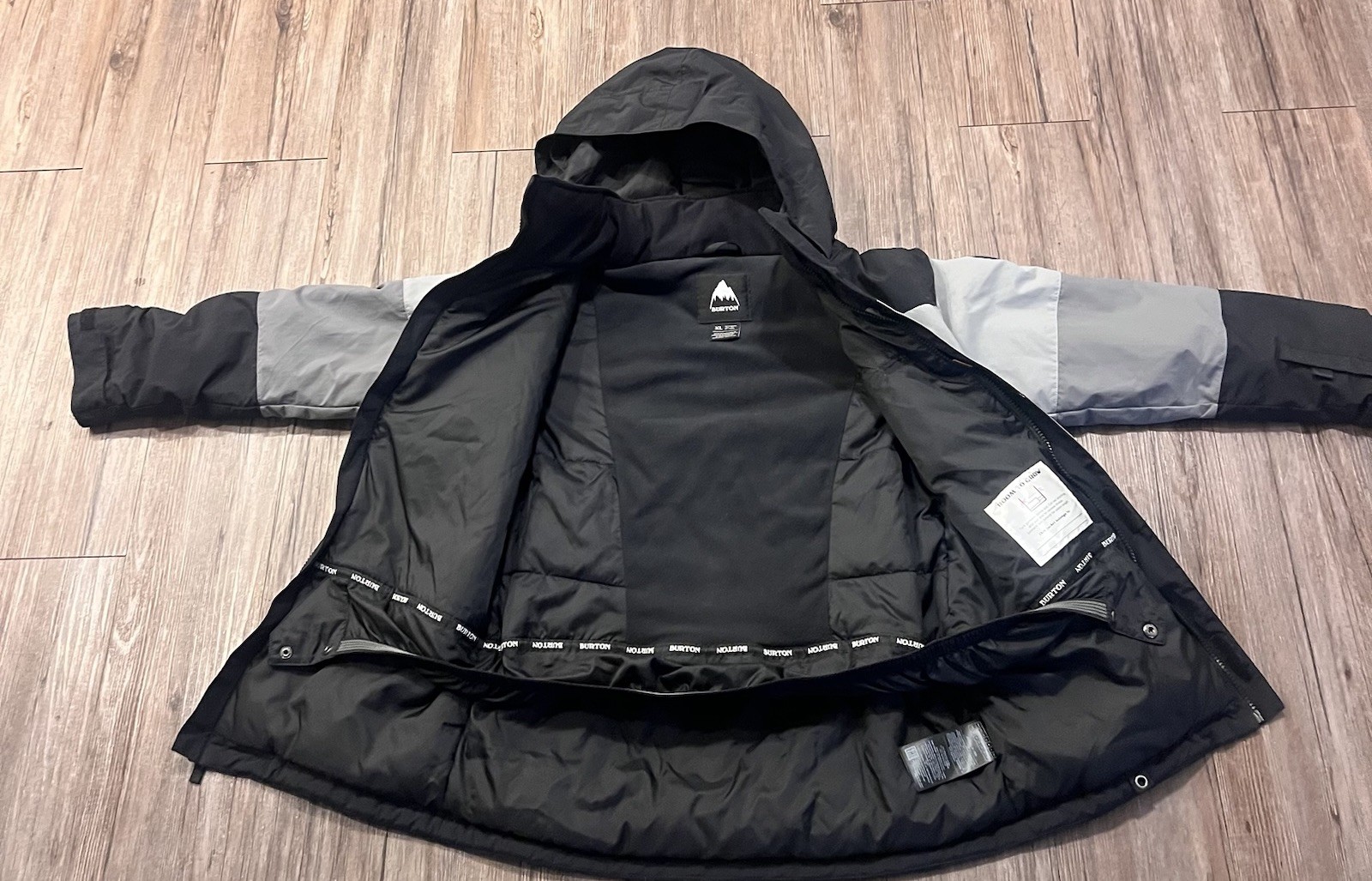 Burton Men’s XL Hooded Snow Ski Jacket Gray Black Insulated Winter Coat