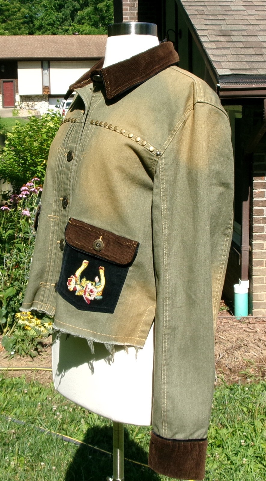 Double D Ranch Distressed Embroidered Giddy Up Work Jacket NWT $350 Large