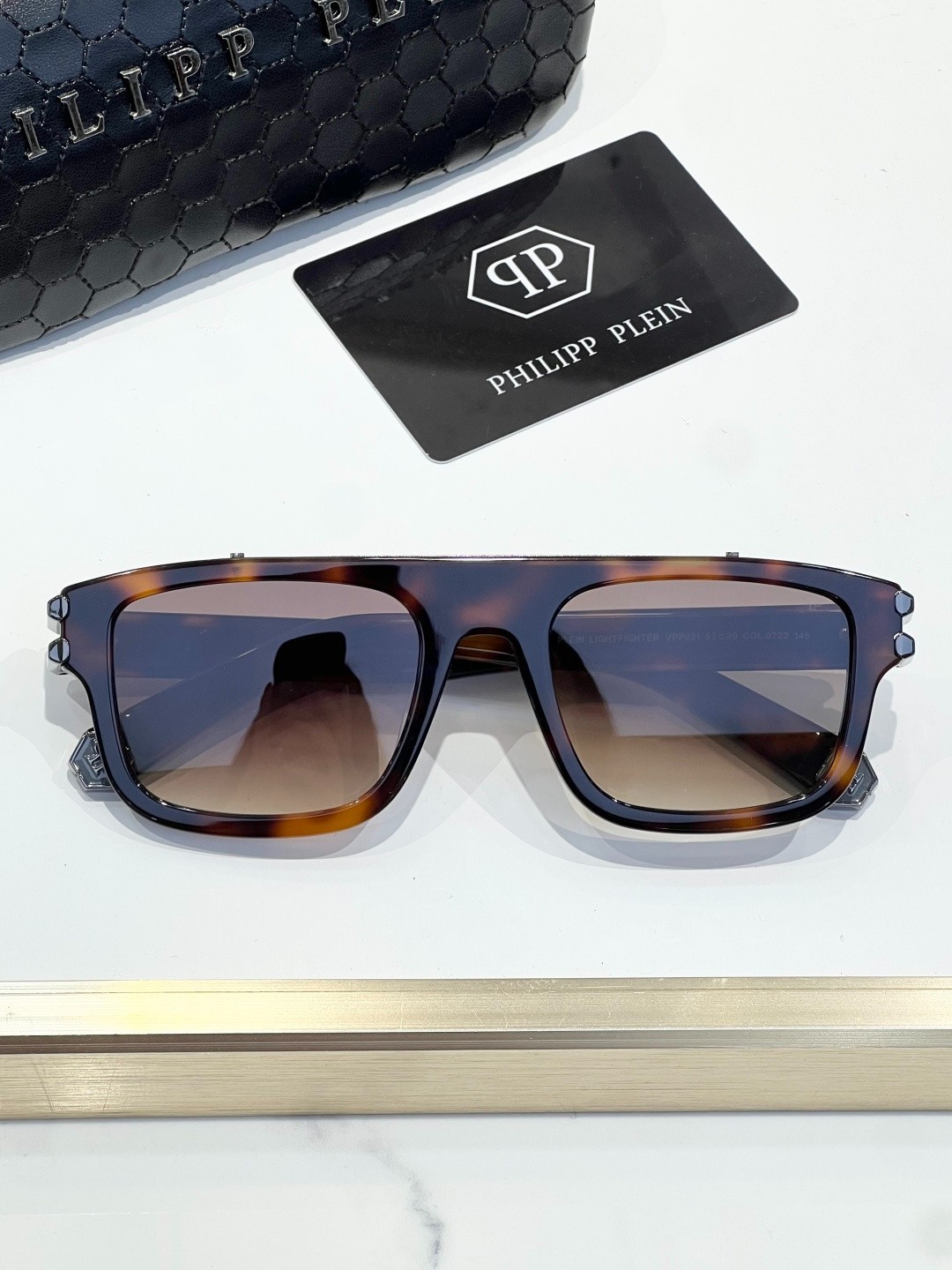 PHILIPP PLEIN VPP021 Sunglasses Tortoise Frame Brown Gradient Lens 53-20-145
