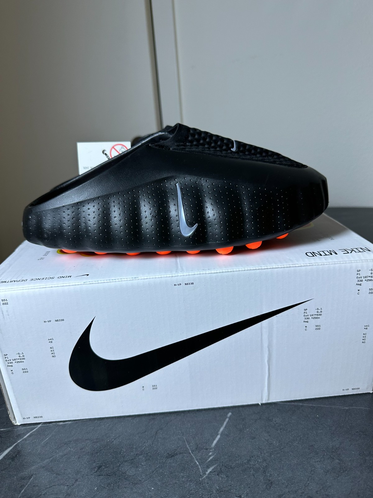 nike mind 001 slide White/Black size 8/8.5/9.5/10