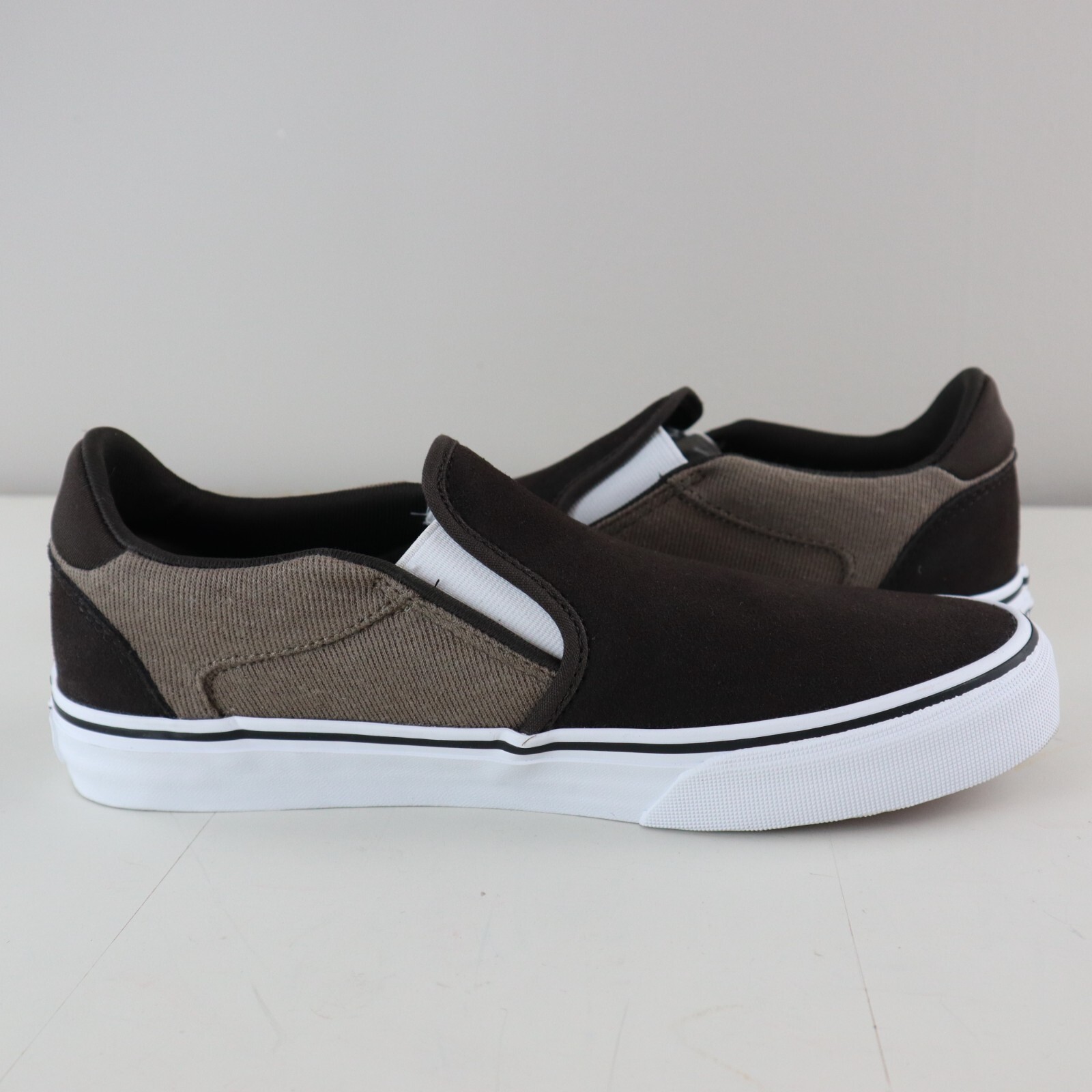 Vans Sneakers Mens 9 Brown Olive Asher Deluxe Cozy Knit Slip On Shoes Skate NEW