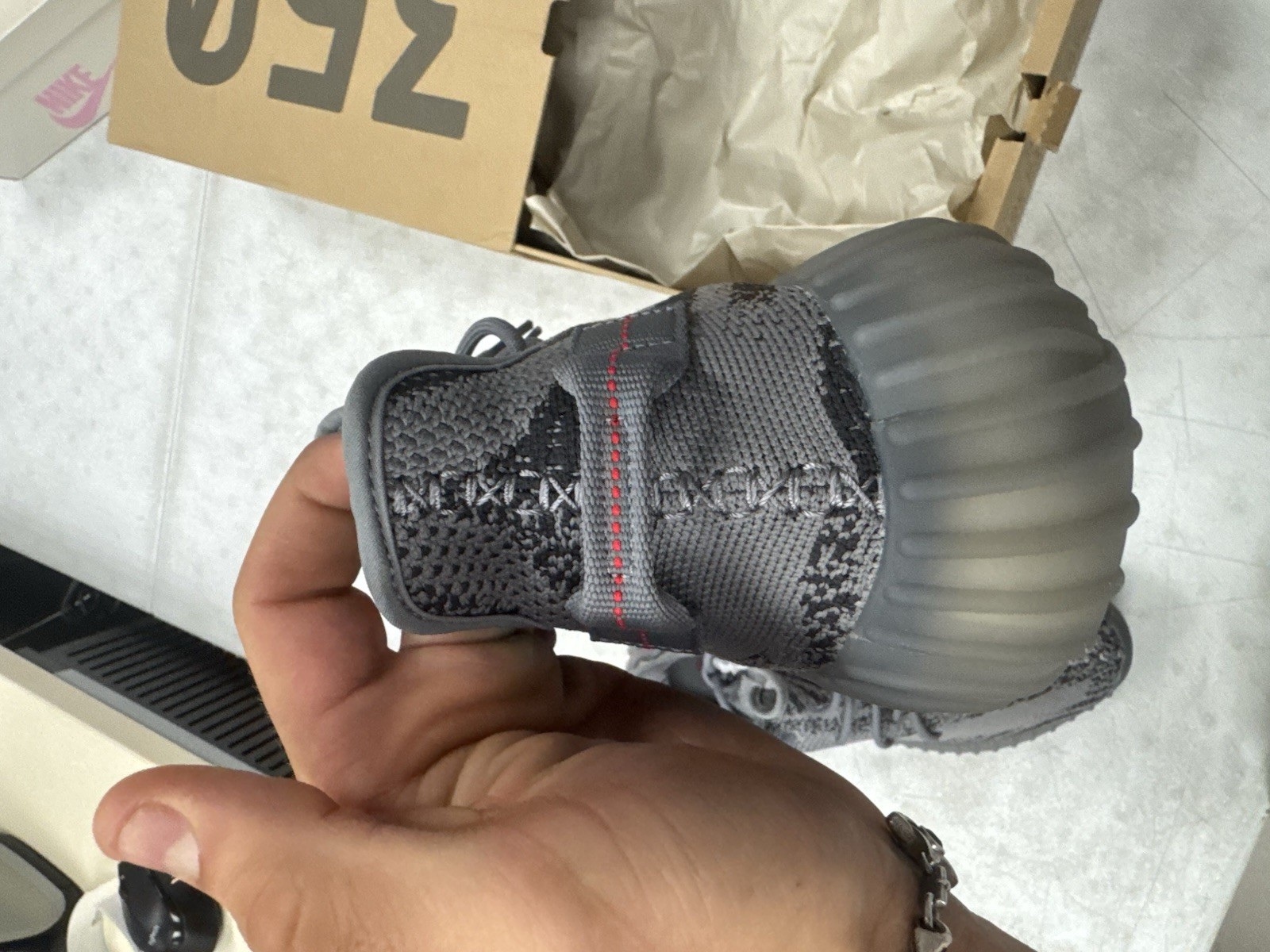 adidas Yeezy Boost 350 V2 Beluga 2.0 Size 11.5 Brand New