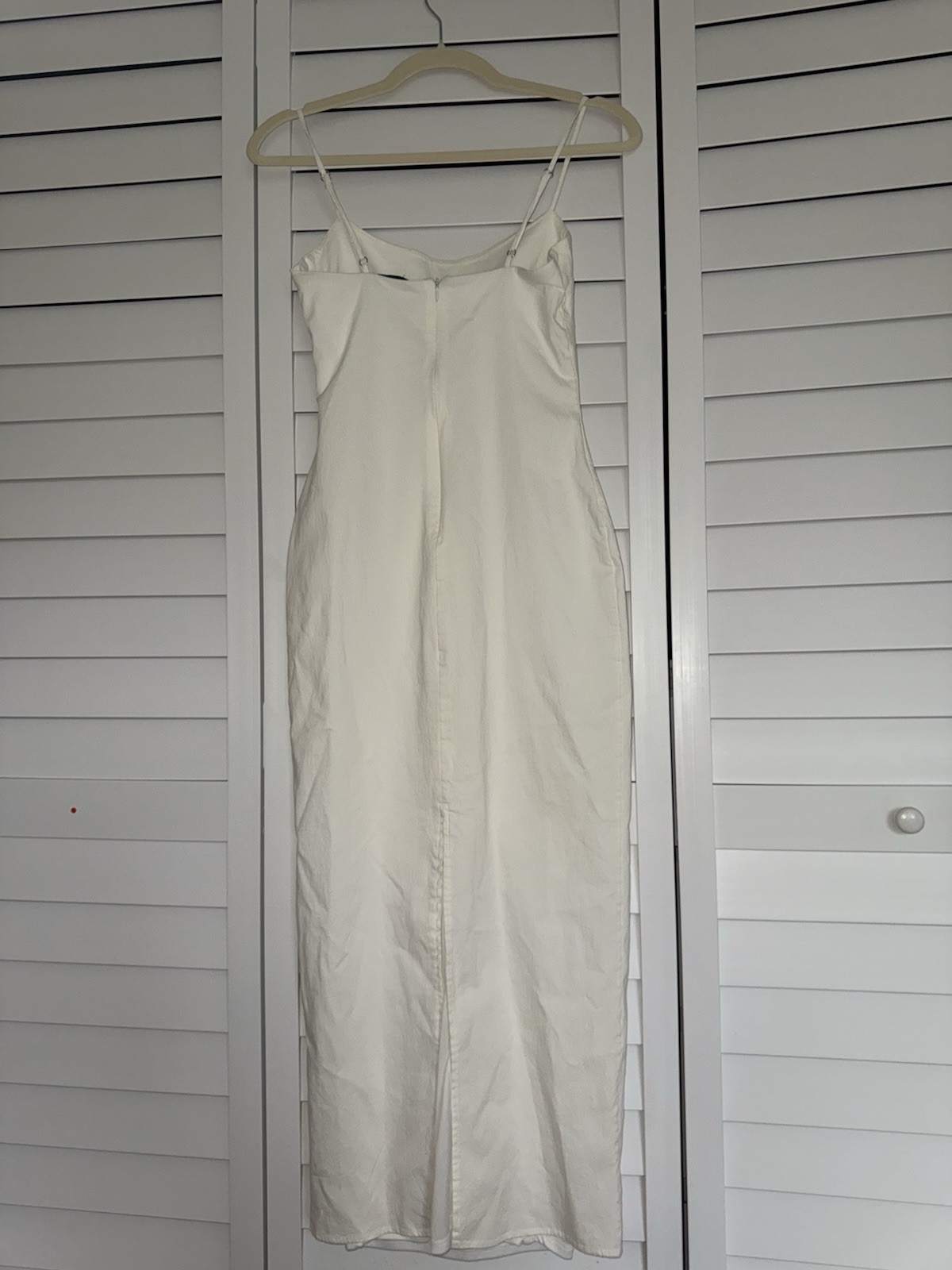 Bershka White Solid Square Neck Strappy Sleeveless Maxi Dress Size M