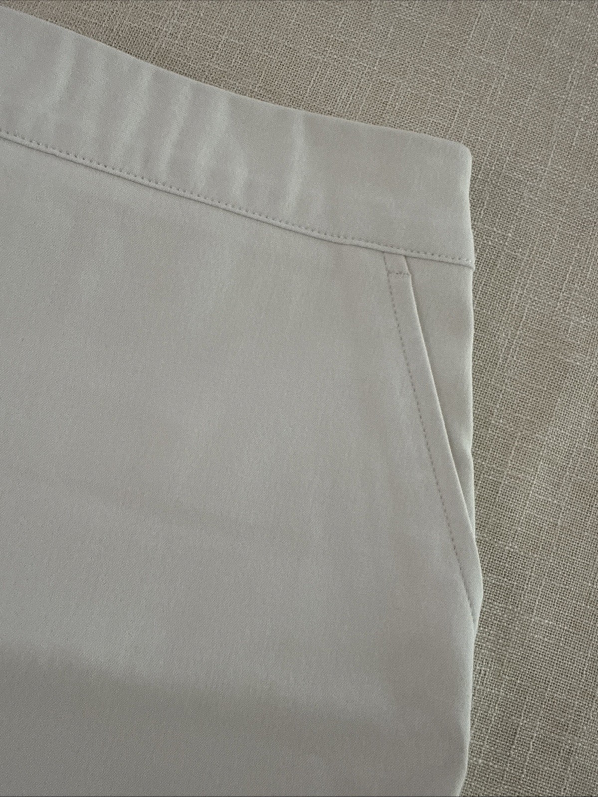 Spanx High Waisted Shorts Womens XL White Lined Stretch High Rise Outdoor Beach