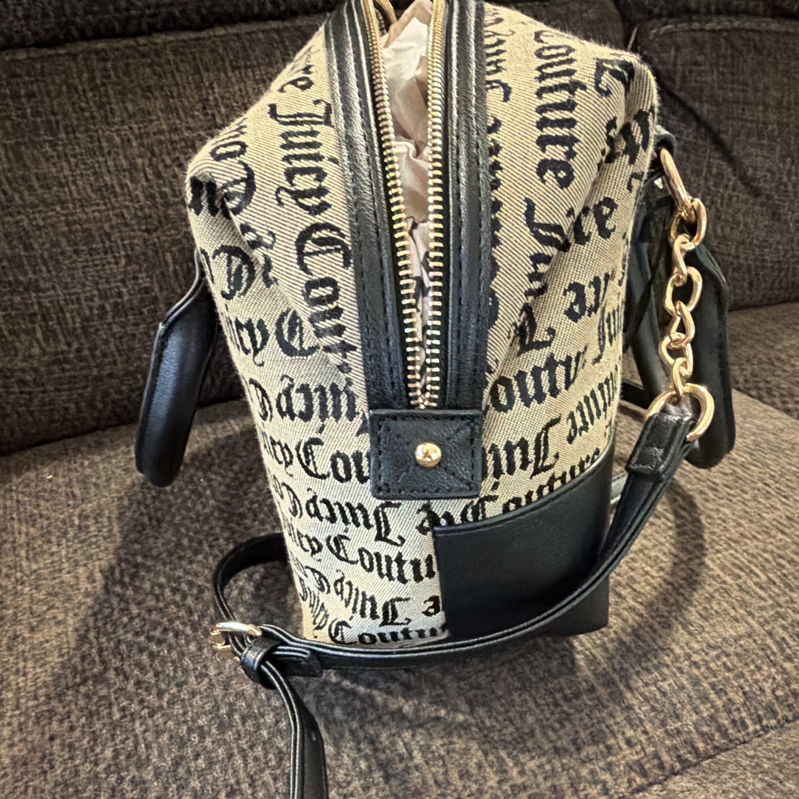 Juicy Couture Beige/Black Logo Satchel Top Handle Zip Bag w/ Detachable Strap