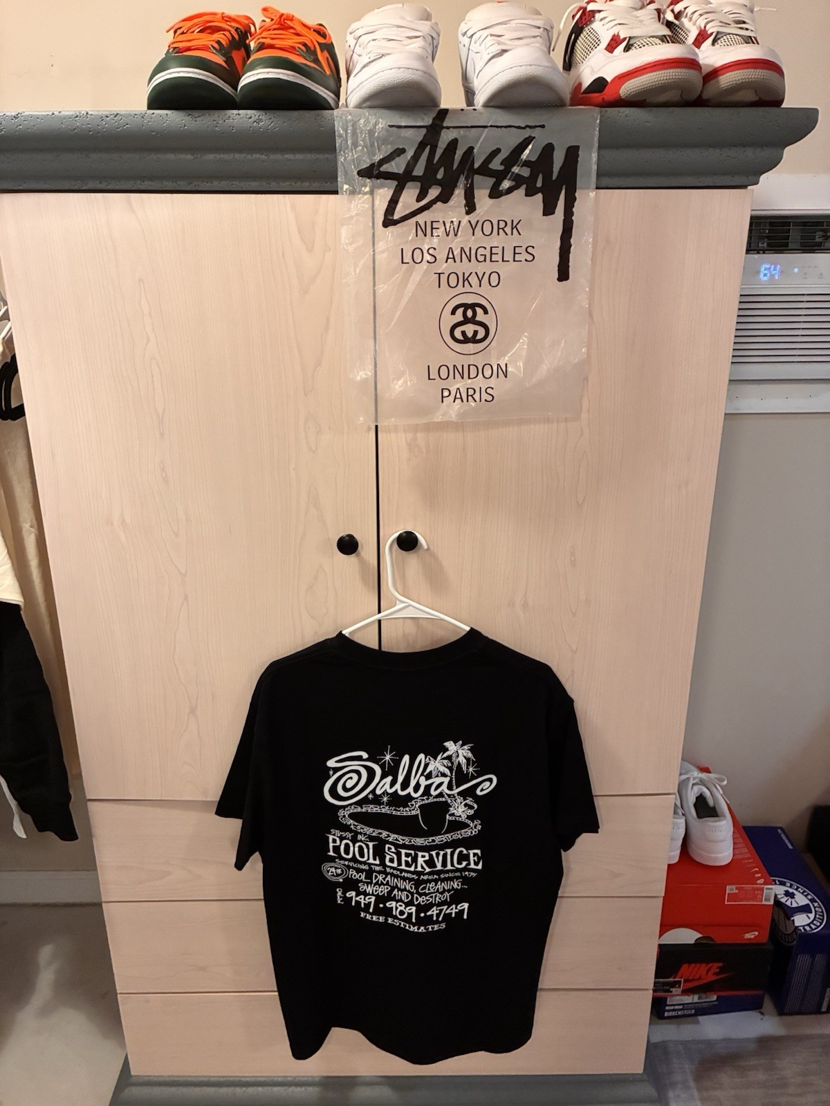 Stussy Men’s L Black Salbas Pool Service Crew Neck Tee Authentic w bag