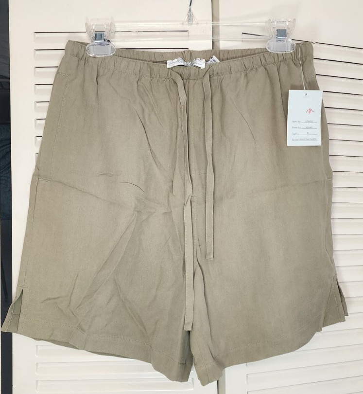 NWT Pineapple Moon 100% silk shorts sz S olive green pockets split side bottom