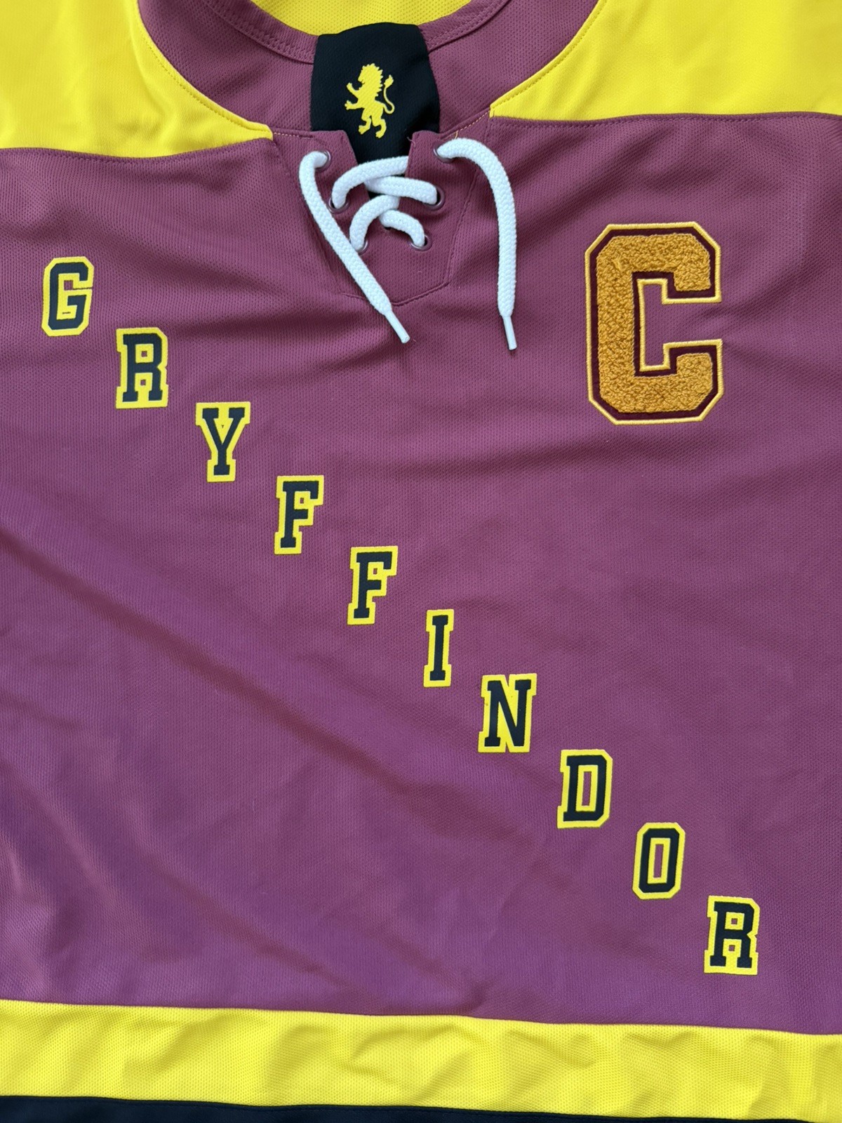 Harry Potter Gryffindor Hockey Jersey Men Large Multicolor BoxLunch Lace Up