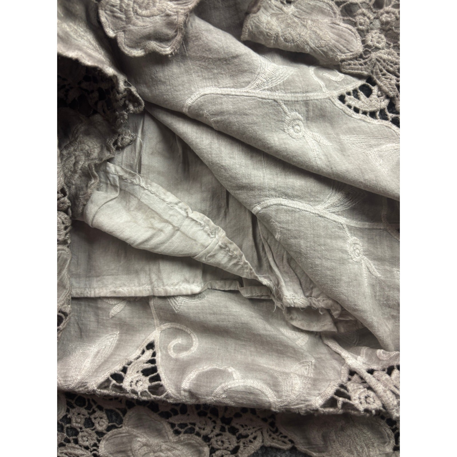 Sea Gypsies Mini Dress Womens Medium Grey Cotton Lace Trim Boho Embroidered