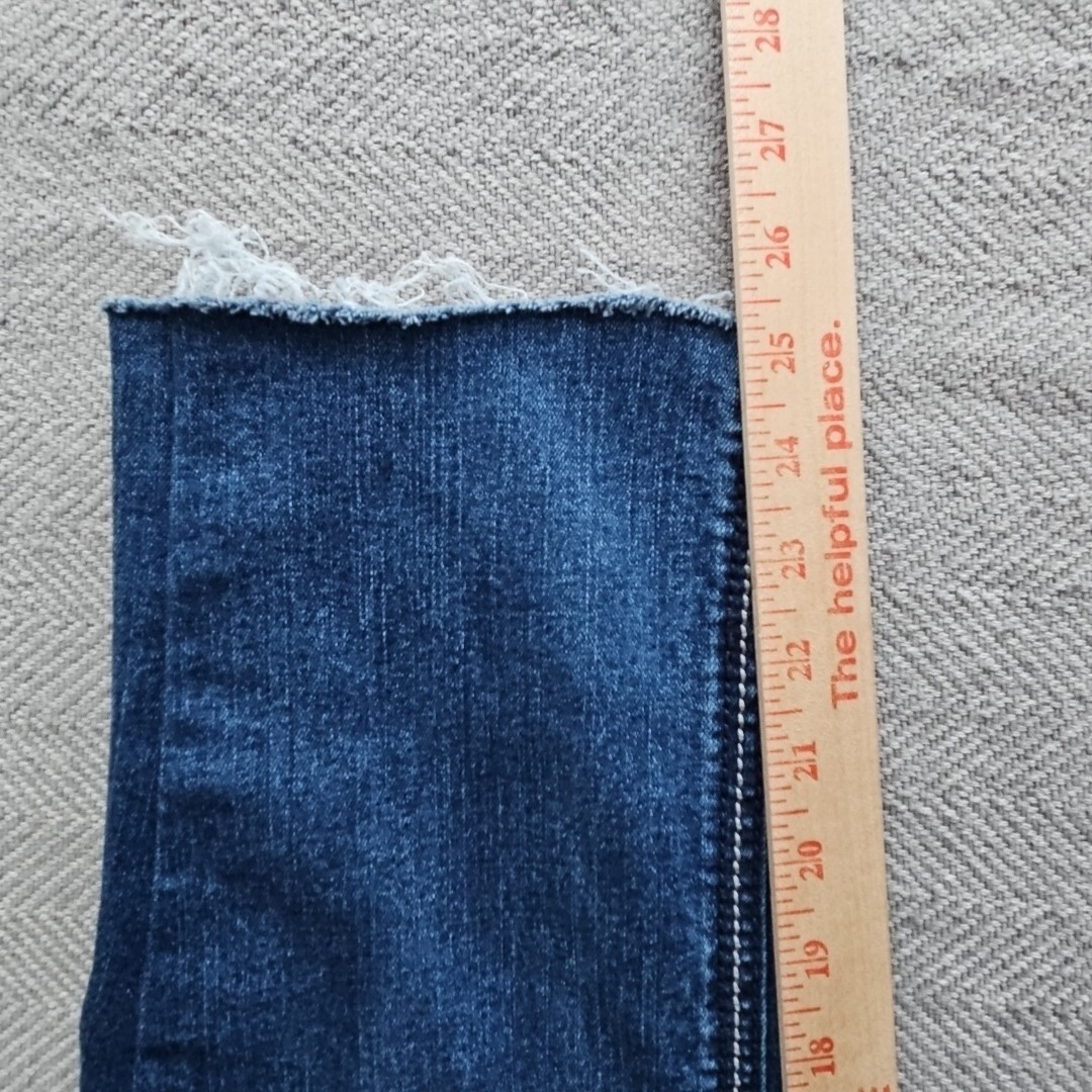 Seven7 Jeans Women’s Size 14 (32×26) Blue Slim Boot Embroidered Pockets