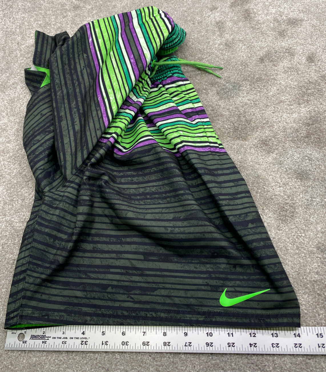 Nike Mens Volley Core Swim Shorts NESSB465-364 2XL Green Black Striped 6570
