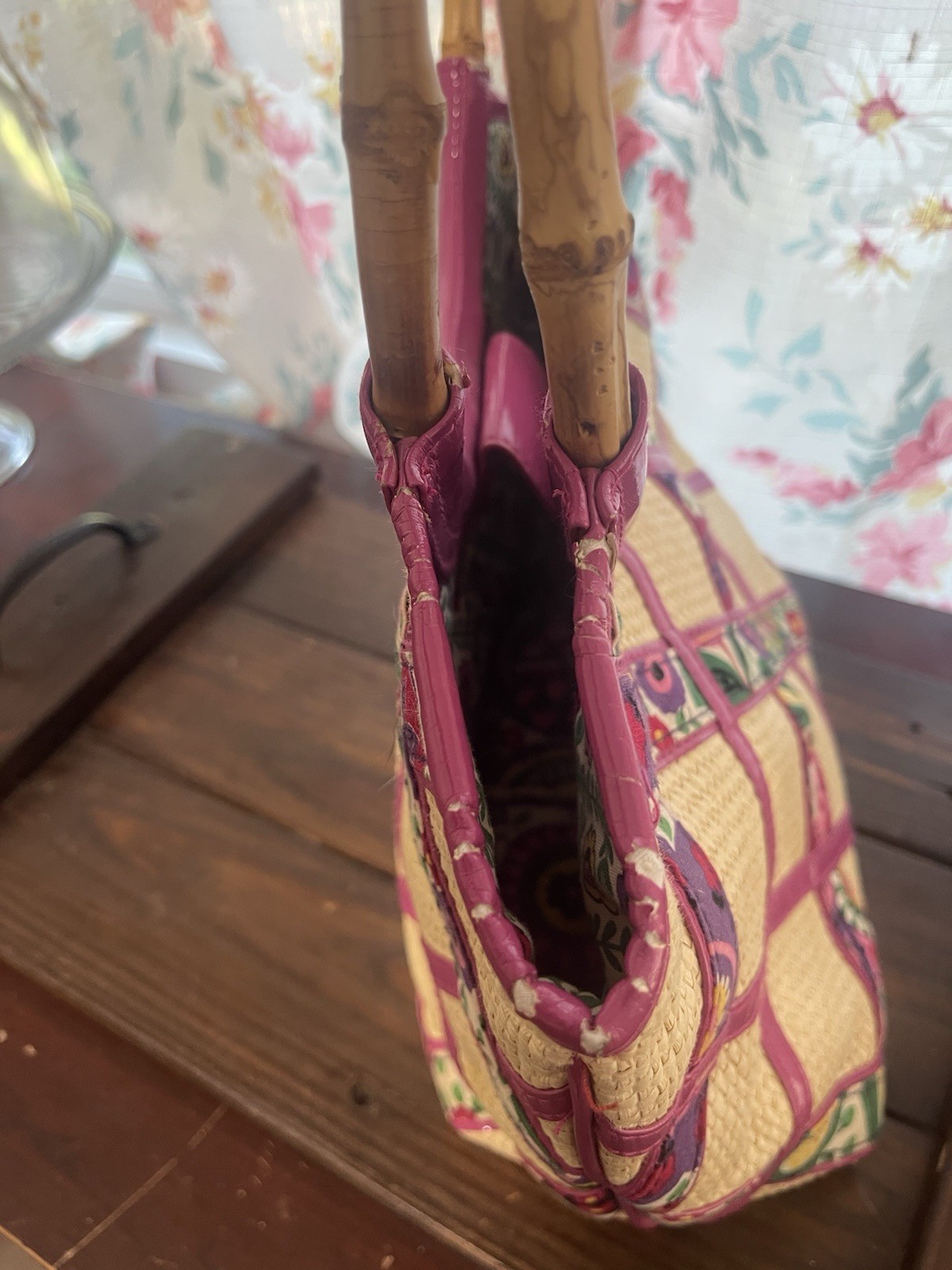 Vera Bradley Floral Bamboo Top Handle Bag Magnetic Closure + Wristlet
