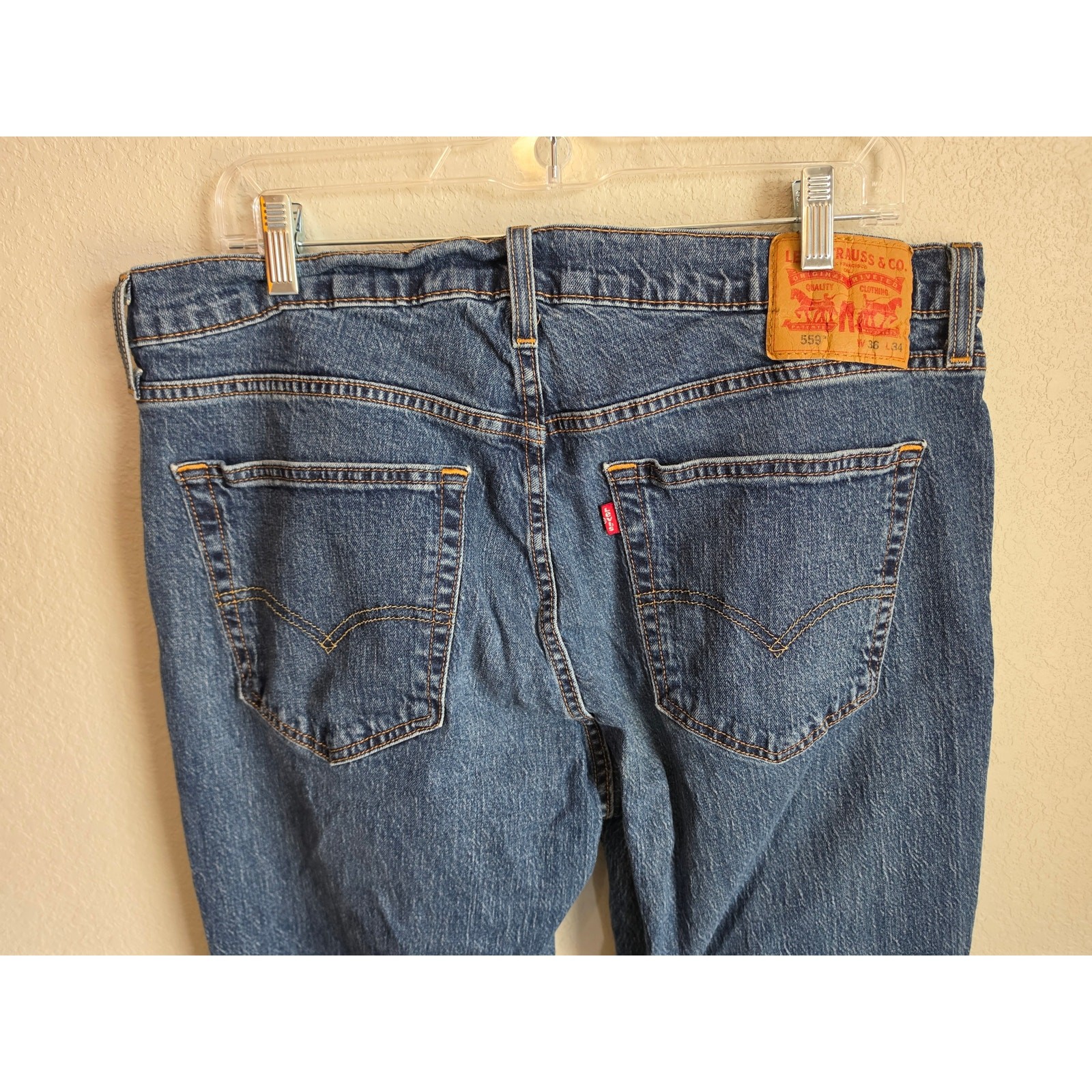 MENS LEVIS 559 RELAXED STRAIGHT LEG JEANS SIZE 36 X 34 EXCELLENT