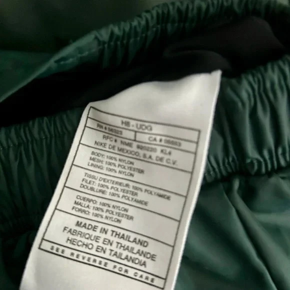 Vintage Nike White Label Thick Army Green Outdoor Sports Pullover; Zip Pockets L