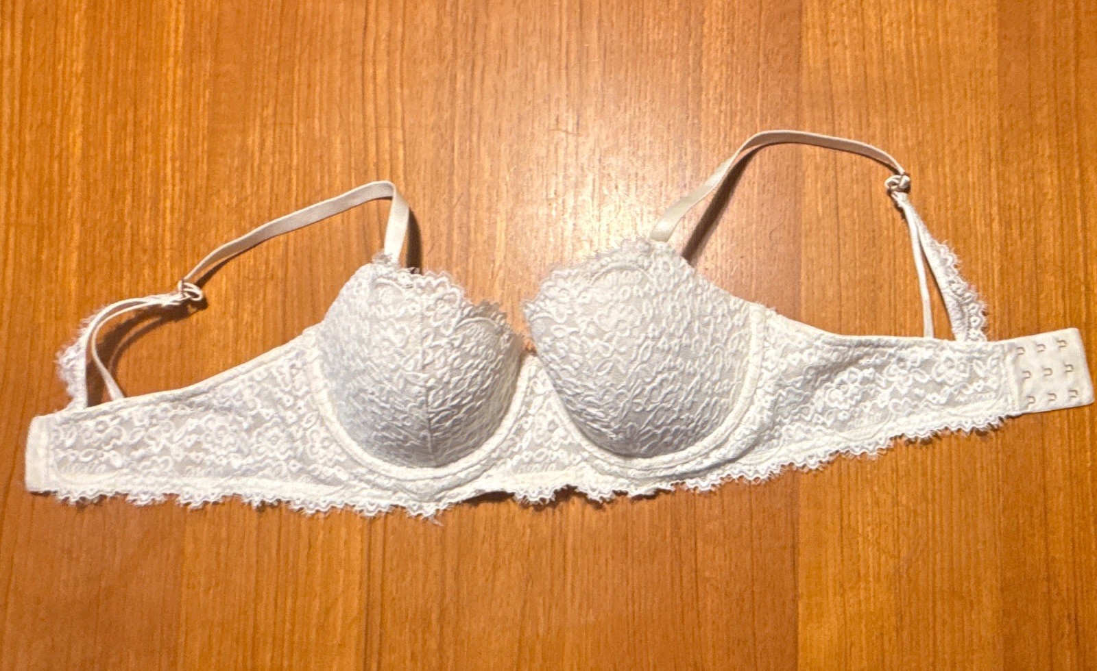 Aerie Underwire Lace Bra 36C White Floral Semi-Sheer Hook & Eye Adjustable