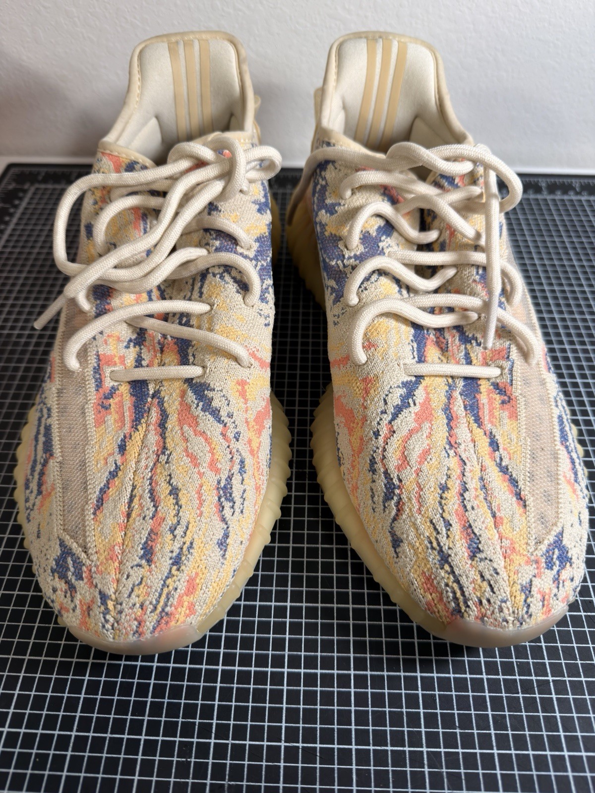 adidas Yeezy Boost 350 V2 MX Oat Beige Primeknit Low Top Sz 10 VNDS Sneakers