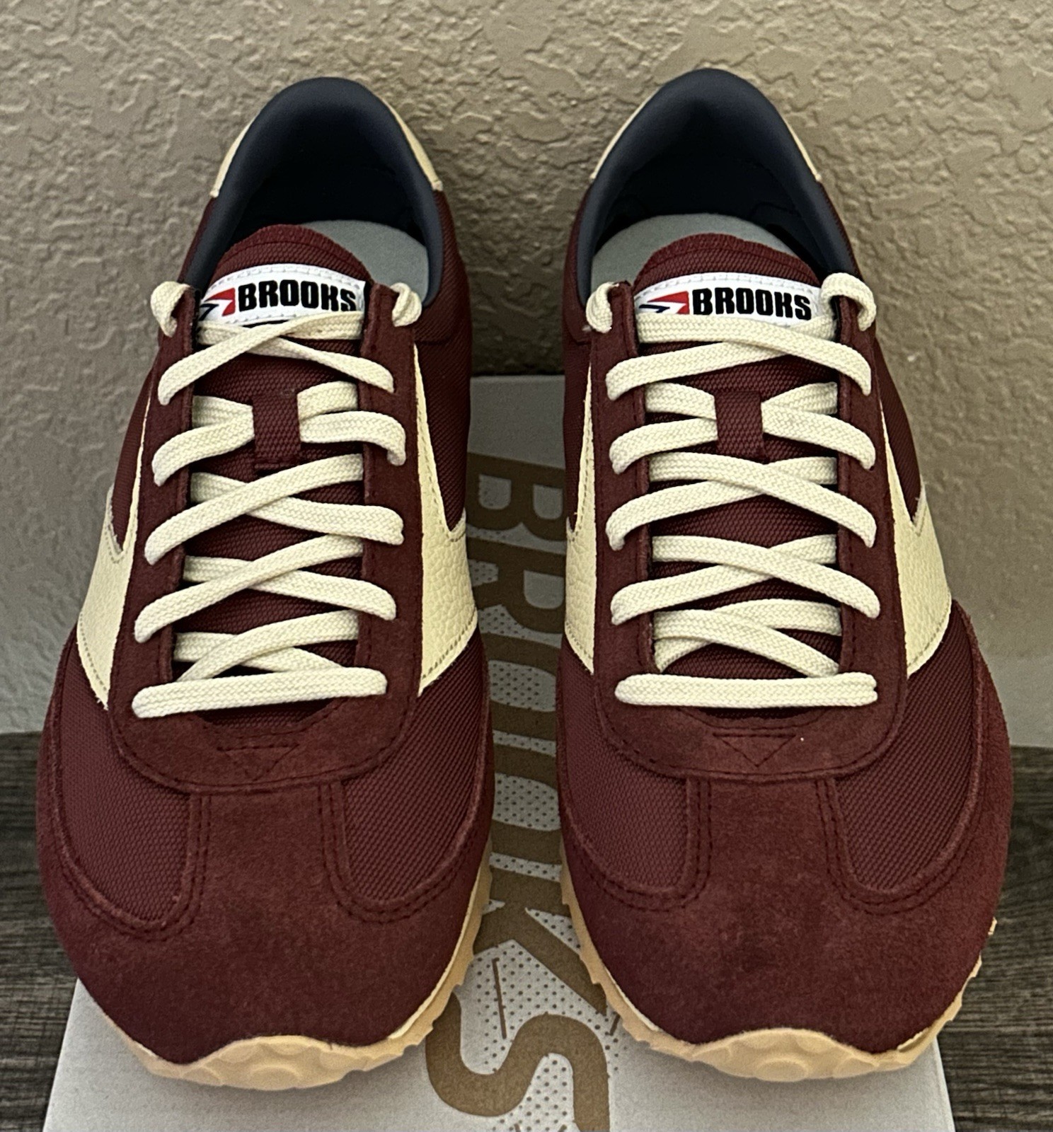 Brooks Vanguard 1976 “Port Crepe Odyssey” Women’s Maroon Color Shoes Size-9.5