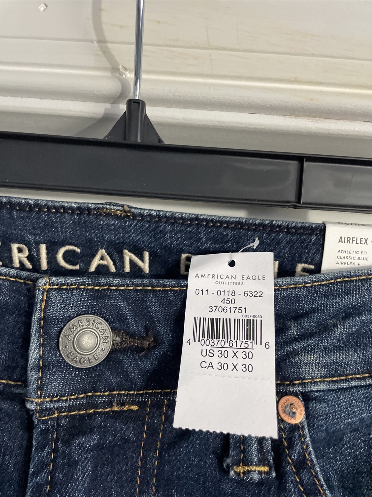 NWT American Eagle Men’s AirFlex+ ATHLETIC FIT Jeans Size 30 x 30