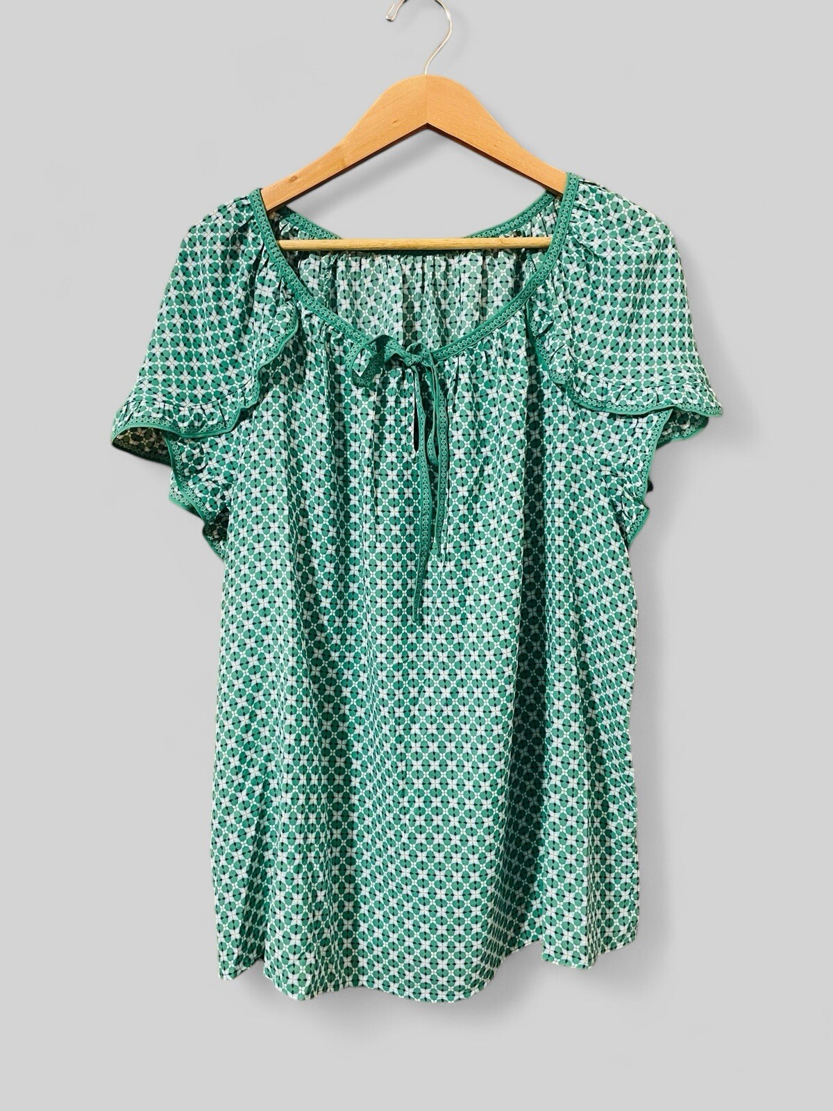 Max Studio Babydoll Peasant Top Petal Sleeve Green Floral Print Fairy Shirt XL