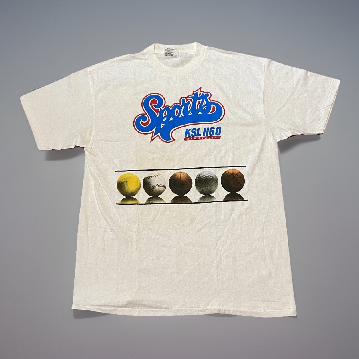 Vintage Sports T-Shirt All Over Print Basketball Football Baseball Men’s XL
