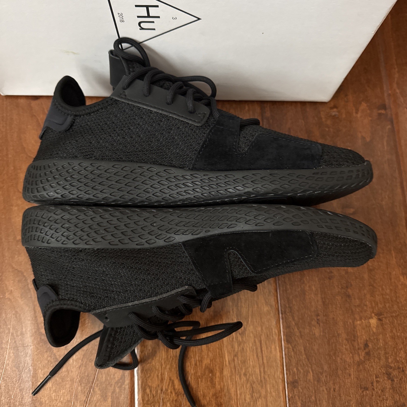 adidas Pharrell Williams Tennis Hu Size 6.5