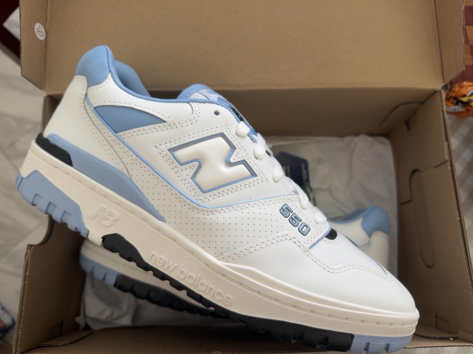 Size 10 – New Balance 550 UNC Team Carolina Blue BRAND NEW