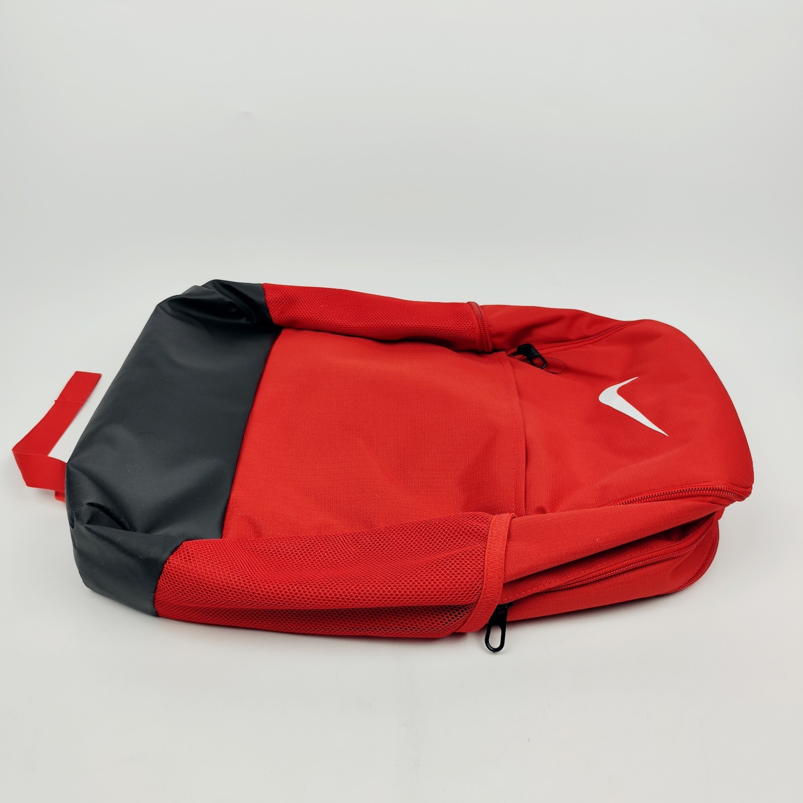 Nike Brasilia 9.5 Training Backpack (Medium, 24L) – Red (Used)