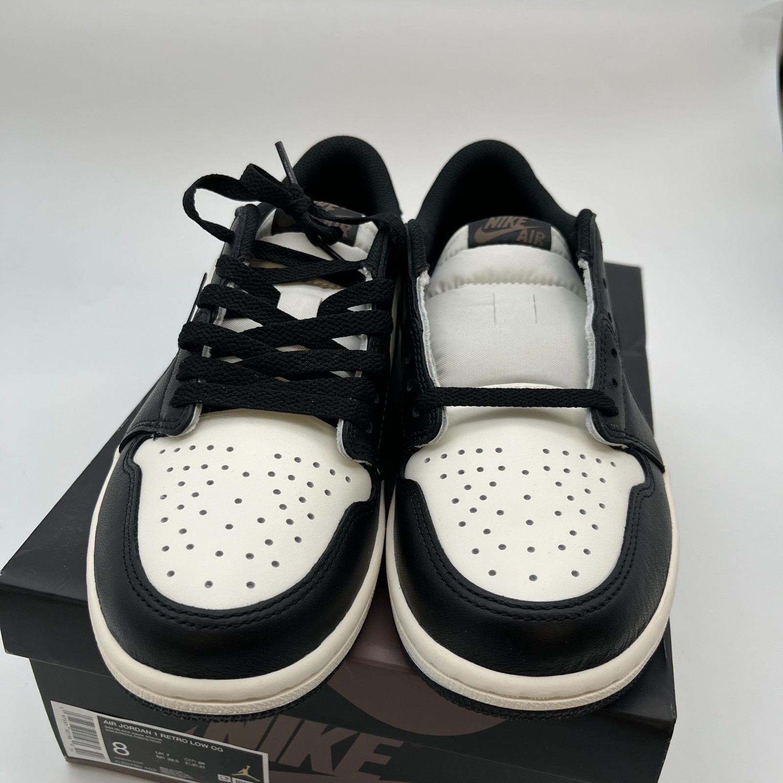 Nike Air Jordan 1 Low OG Sneakers Men’s Mocha Black Lace-Up Atheltic Trainer – 8