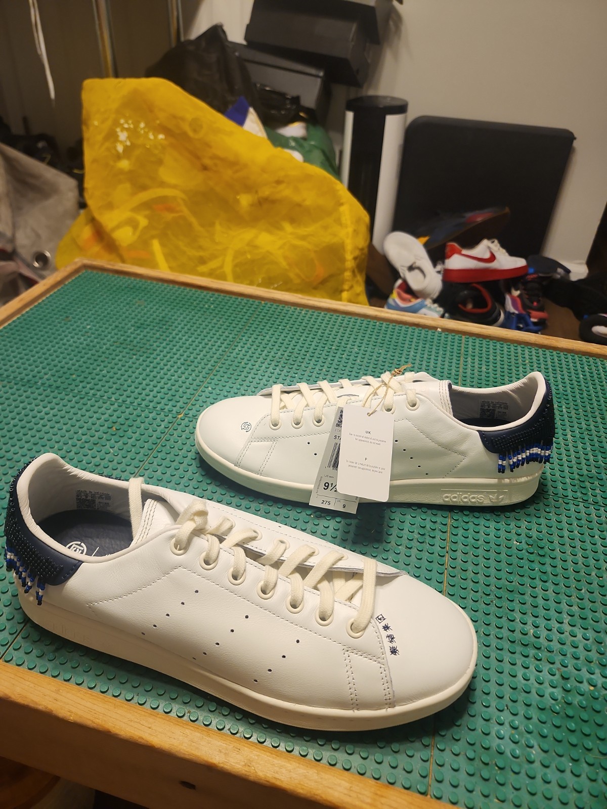Adidas Stan Smith Men’s Size 9.5 Athletic Shoes White Blue Casual Sneakers