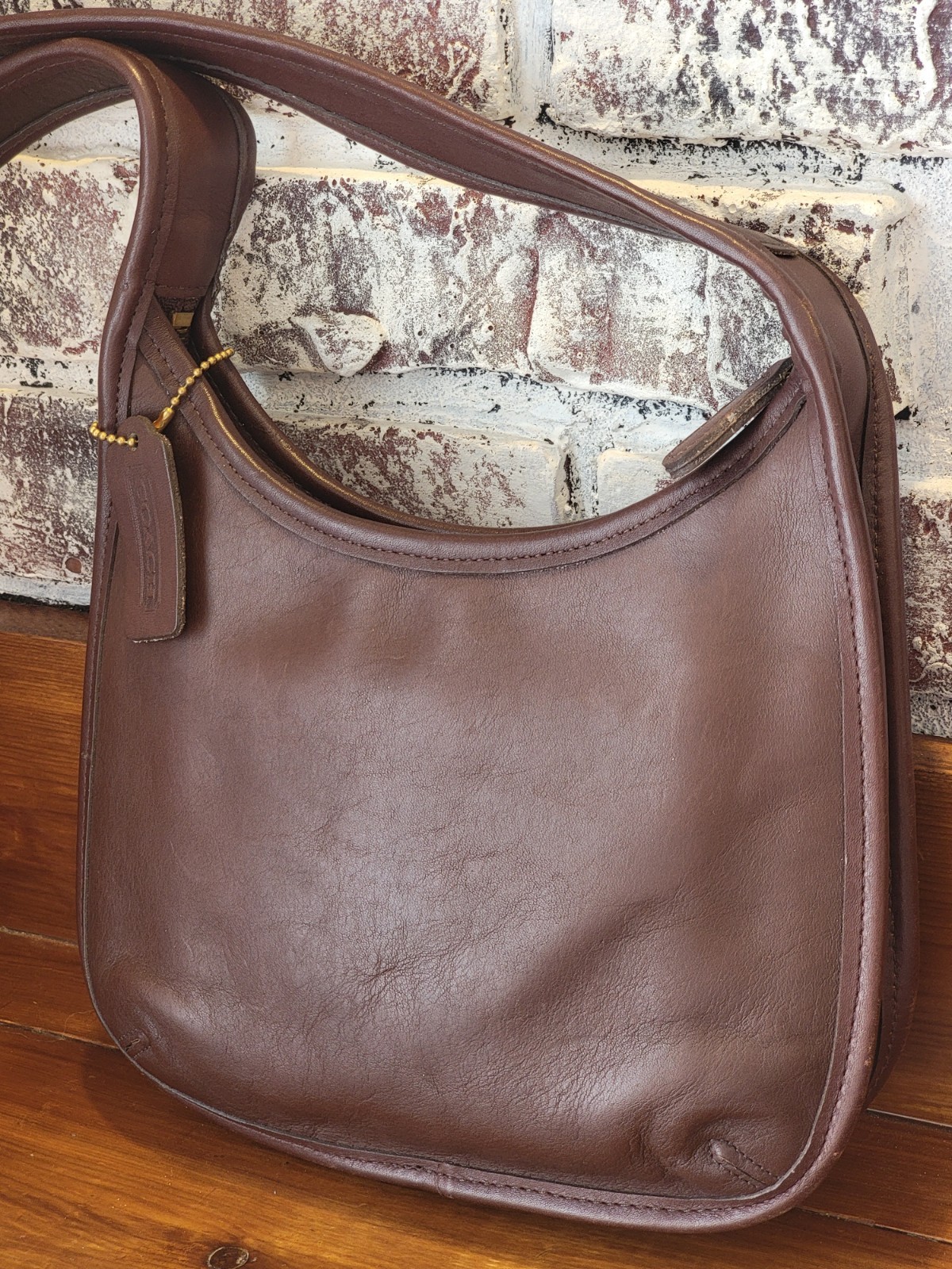 Vintage COACH Leather ERGO 9020 Mahogany Brown Mini Zip Hobo/Shoulder Bag USA