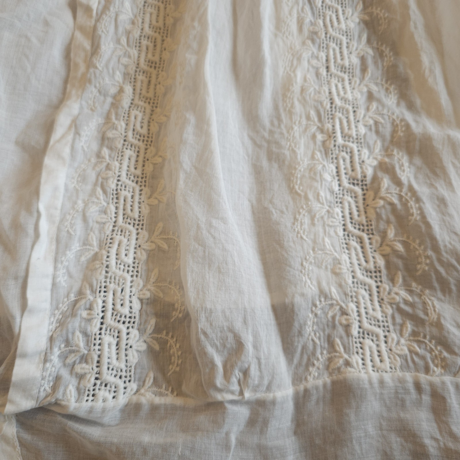 Antique Embroidered White Sleeveless Blouse Mock Neck As Is Top Shirt Edwardian