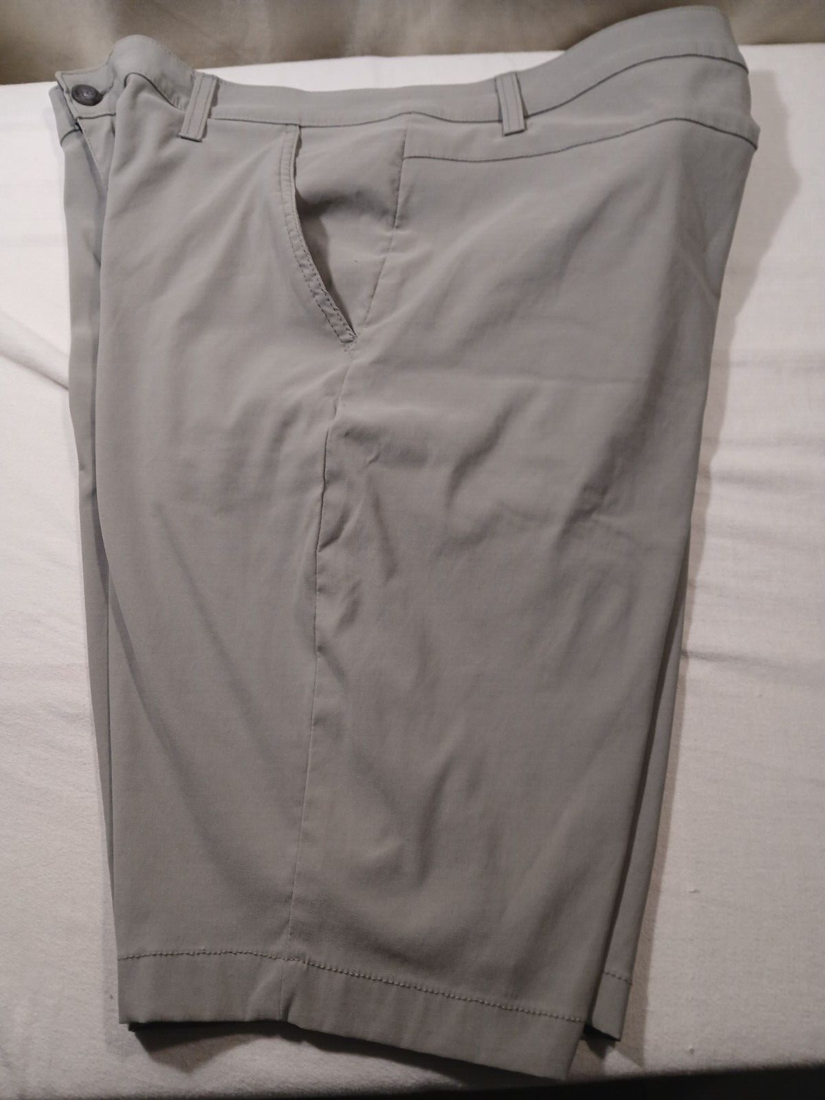 Weatherproof Hike/Casual Zipper Cargo Shorts 40×11 Color Gray 95%Nylon/5%Spandex