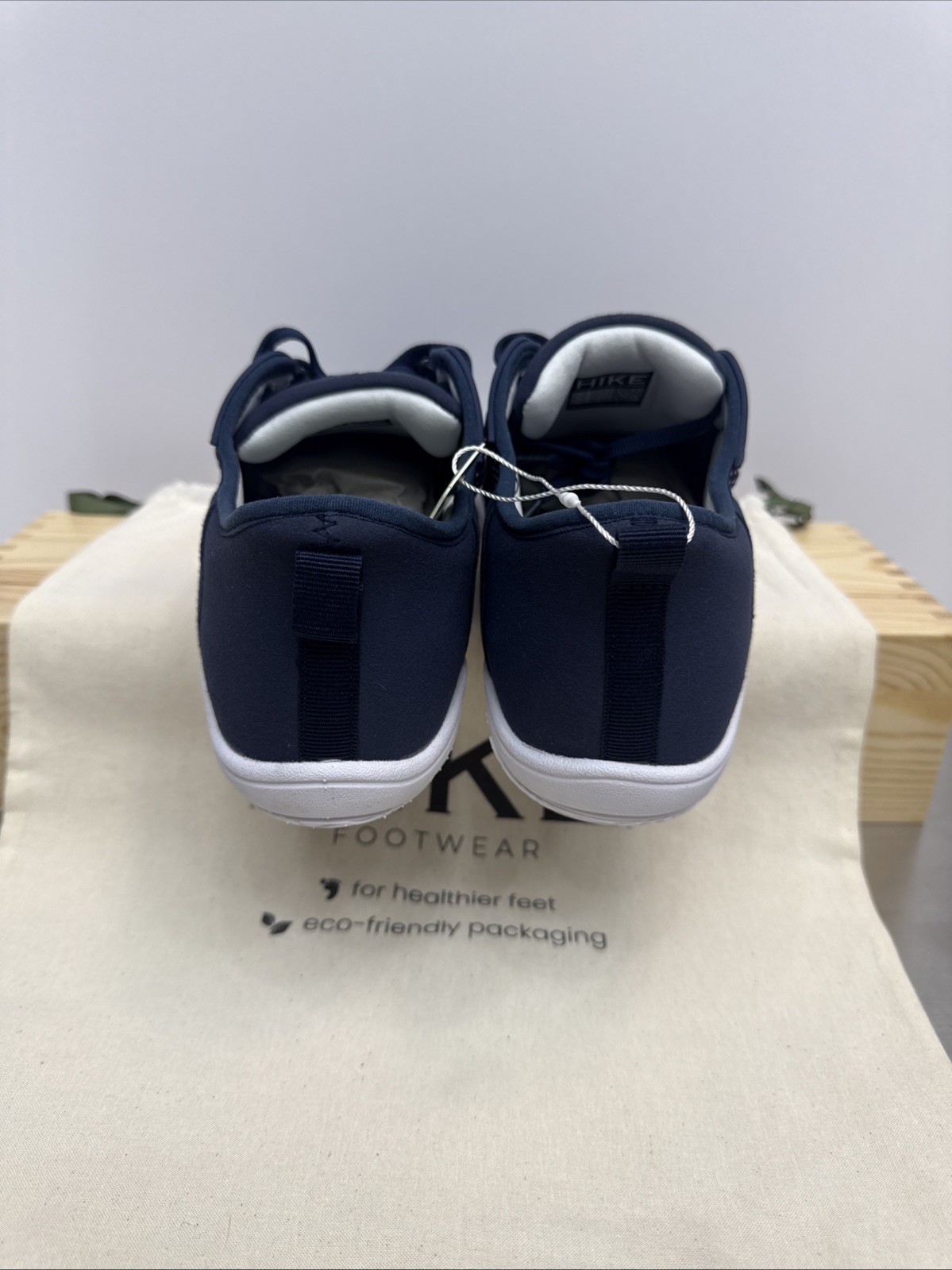 NWT HIKE Footwear Stride Barefoot Sneaker Blue/White Unisex Size EU44 Men’s 11