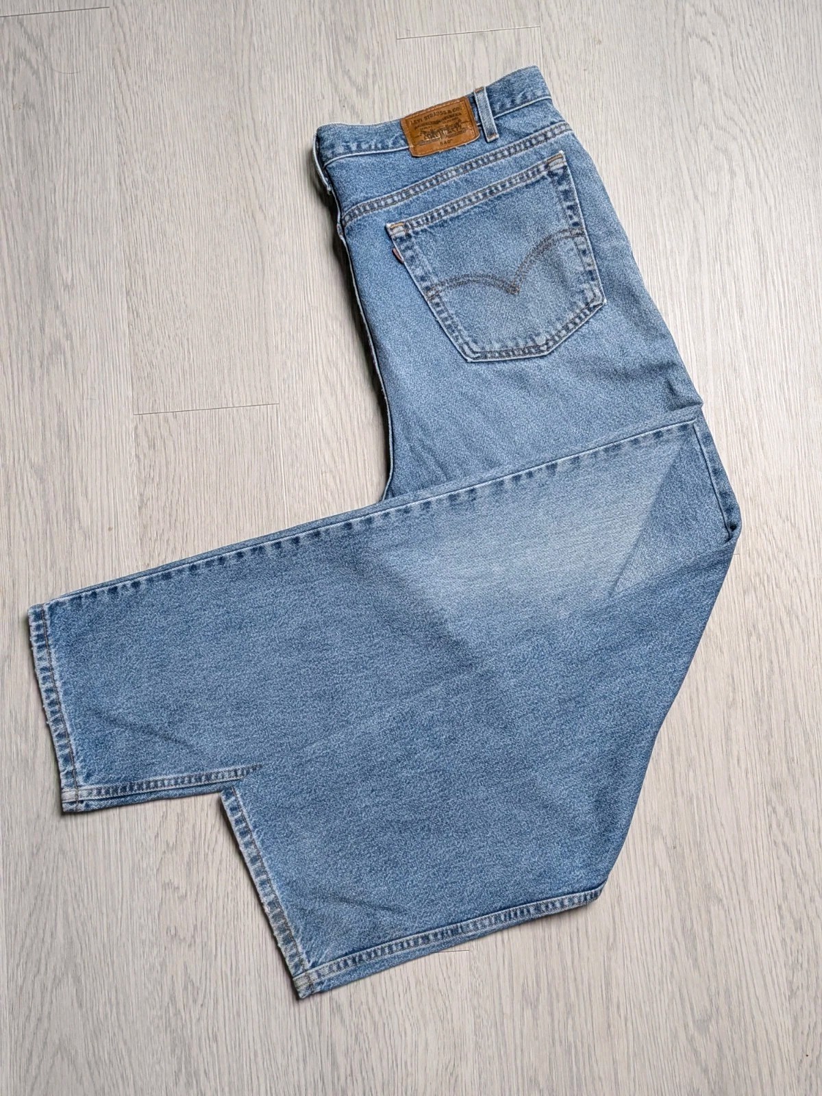RARE VTG Men’s Jeans Levi 540 2002 MADE IN USA