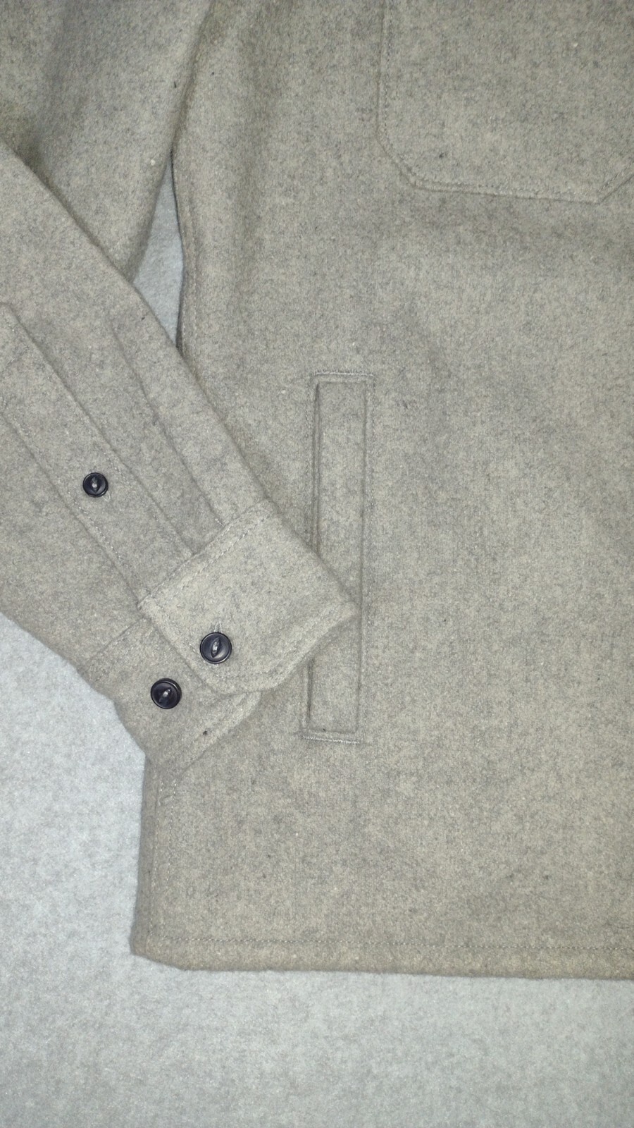 Nordstrom Gray Wool Coat Sharpa/Faux Fur Lined Men’s Size Medium