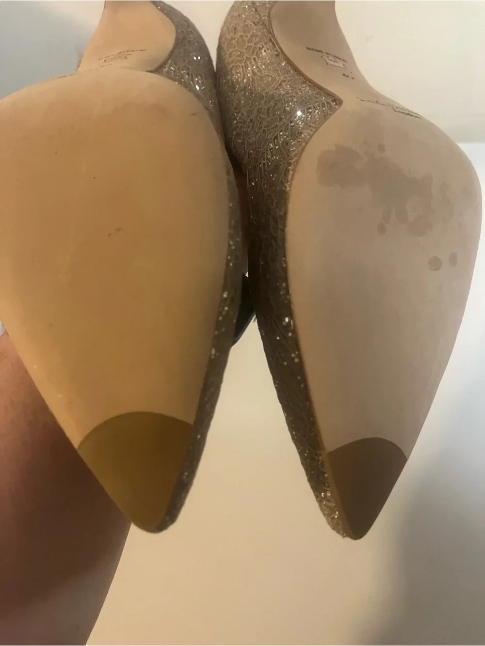 L.K. Bennett Gold Metallic Pointed Toe Heel Women’s SZ 40/9US. 3.5in heel NWOT
