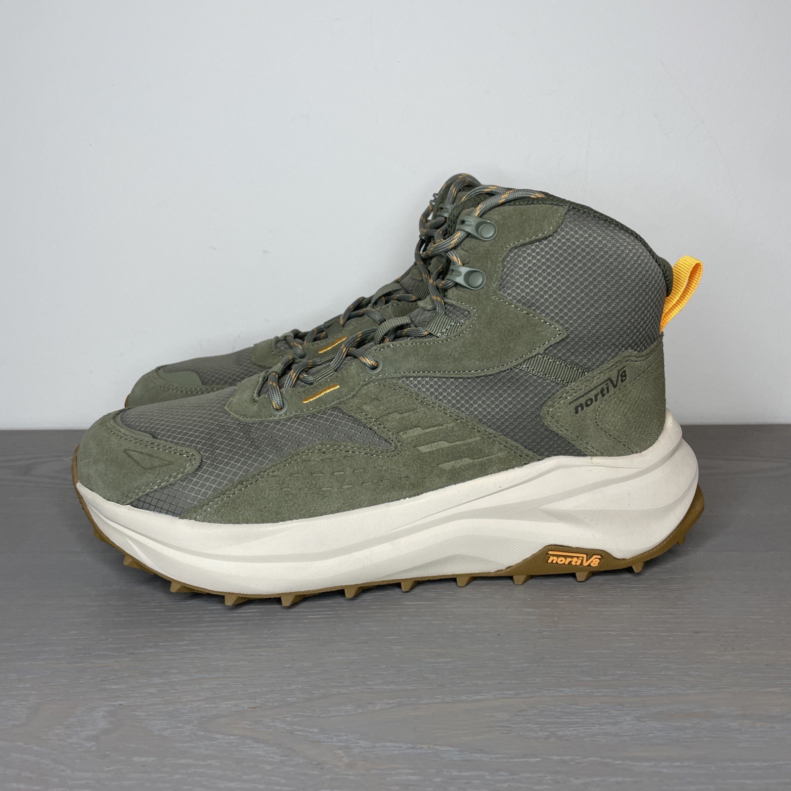 NORTIV 8 Waterproof Hiking Trekking Boots Wide Toe Box Mens 8.5 New