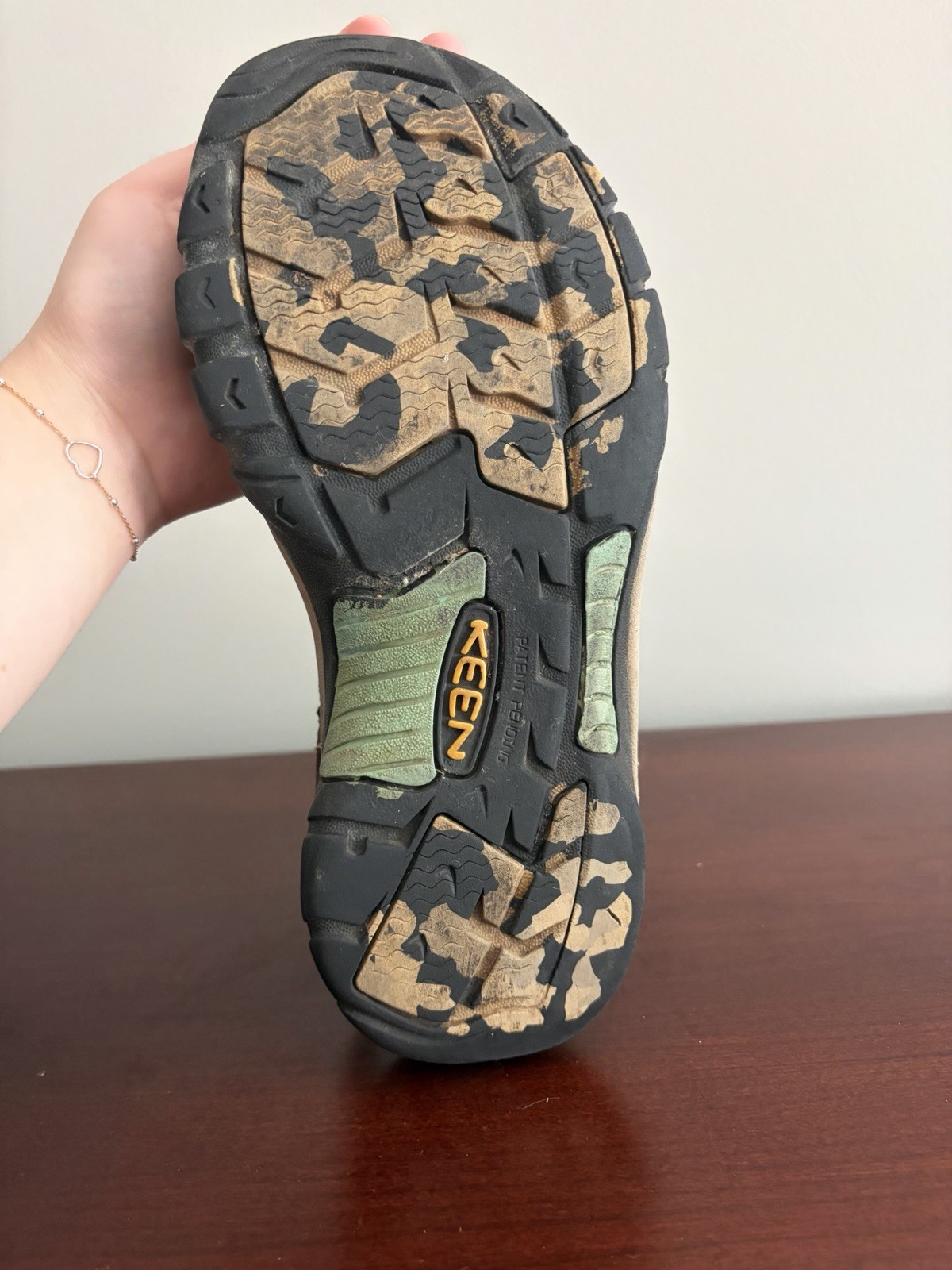KEEN Women’s 8.5 Brown/Black Leather Closed-Toe Sport Sandals Lace Up Rubber