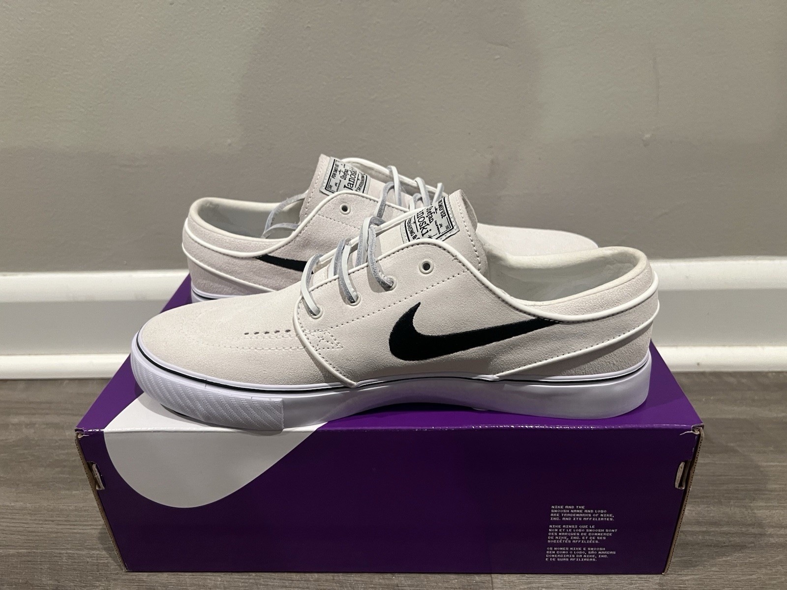 Size 9 Men’s Nike Zoom Stefan Janoski OG+ SB Summit White Skate FD6757 100 $100