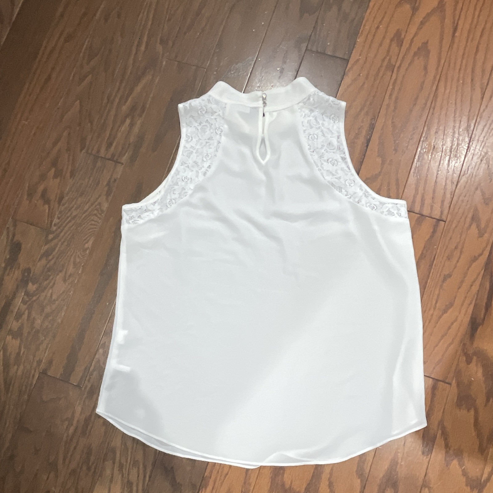 New York & Company White Lace Mock Neck Sleeveless Blouse Button, Size L