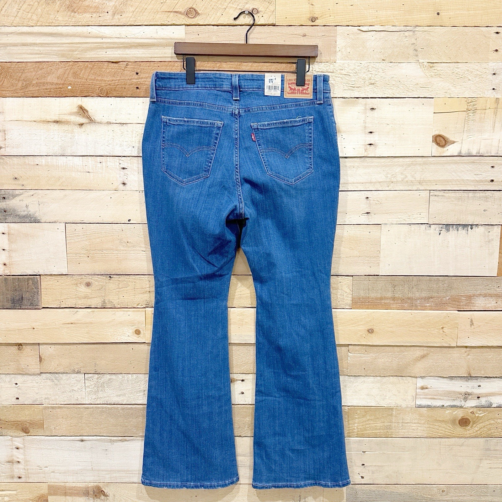 NWT Levi’s 726 Flare Jeans Women’s 33×32 Denim Bell Bottom High Rise Retro