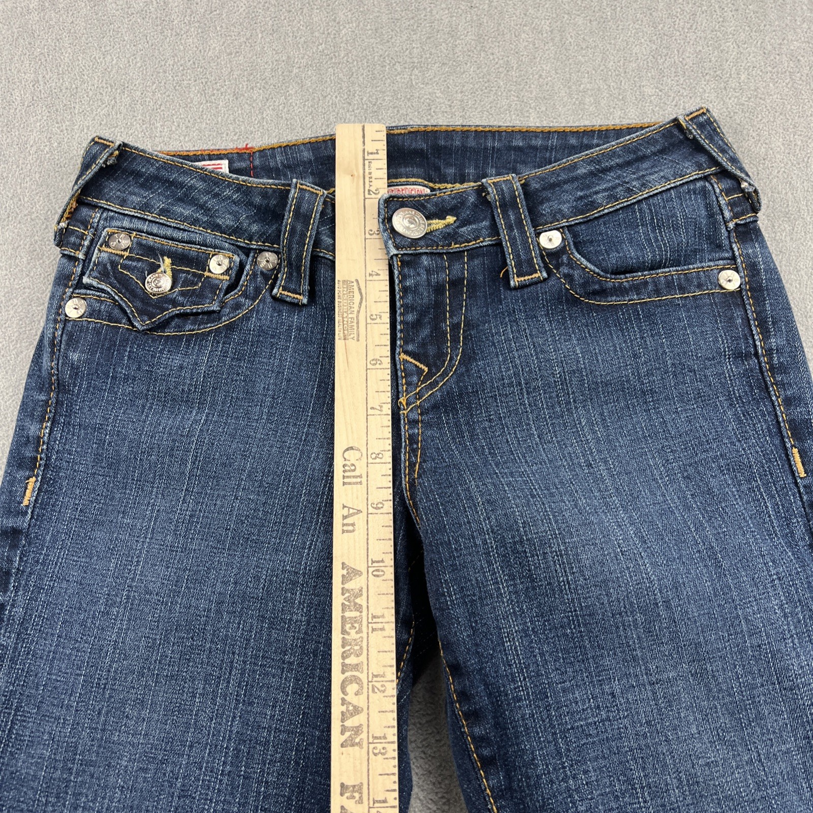 True Religion Becky Jeans Women’s 26 (28×30*) Bootcut Low Rise Flap Pockets USA