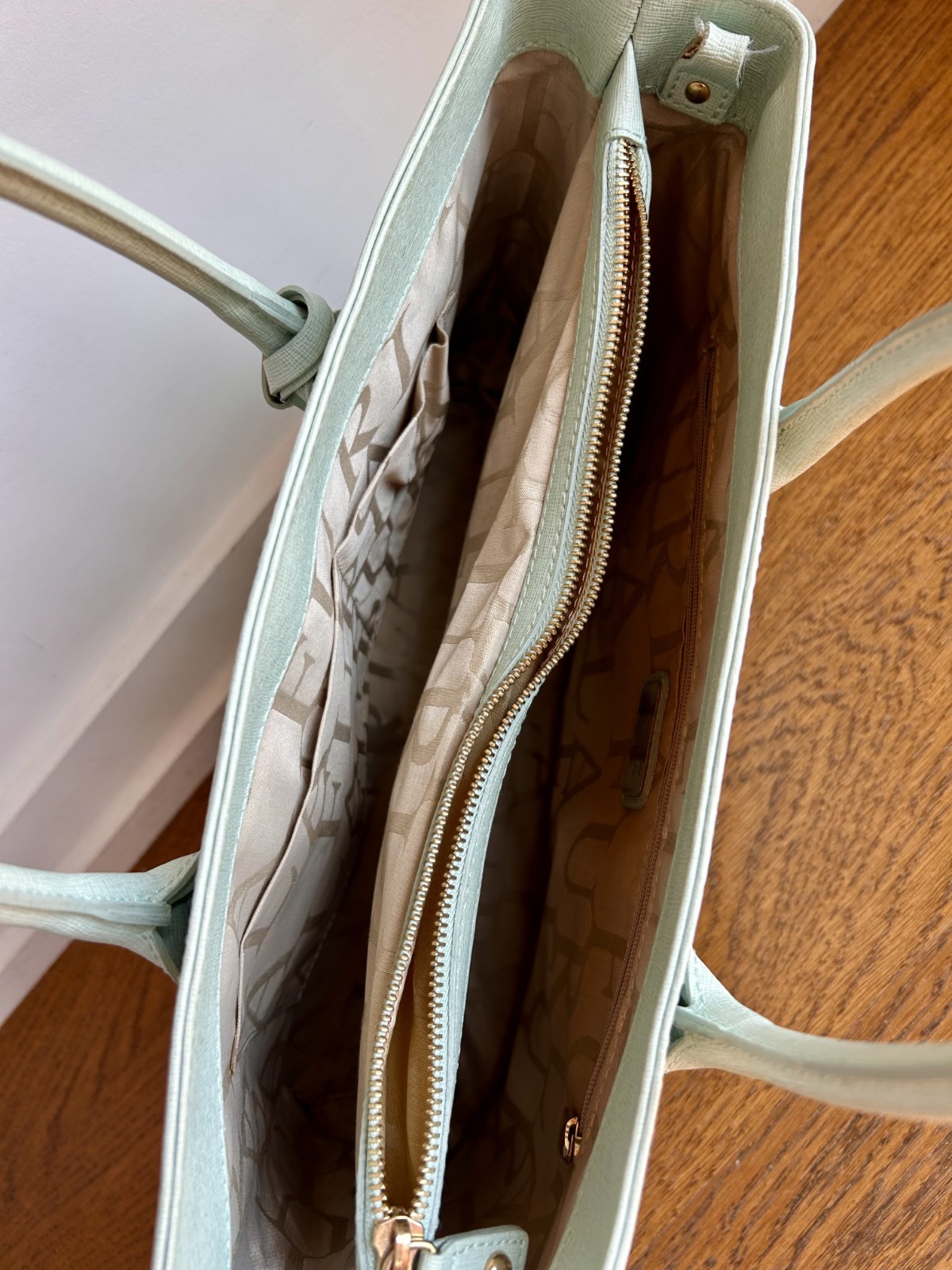 Furla Mint Green Divide It Leather Tote Bag Medium Handbag Gold Hardware Italian