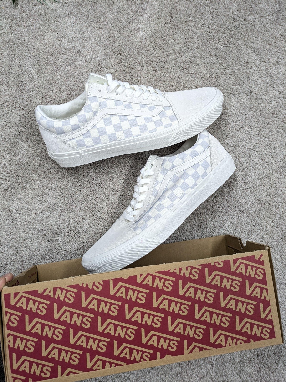 Vans Old Skool Shoes Mens 11 White Checkerboard Gray Marshmallow Sneakers NIB