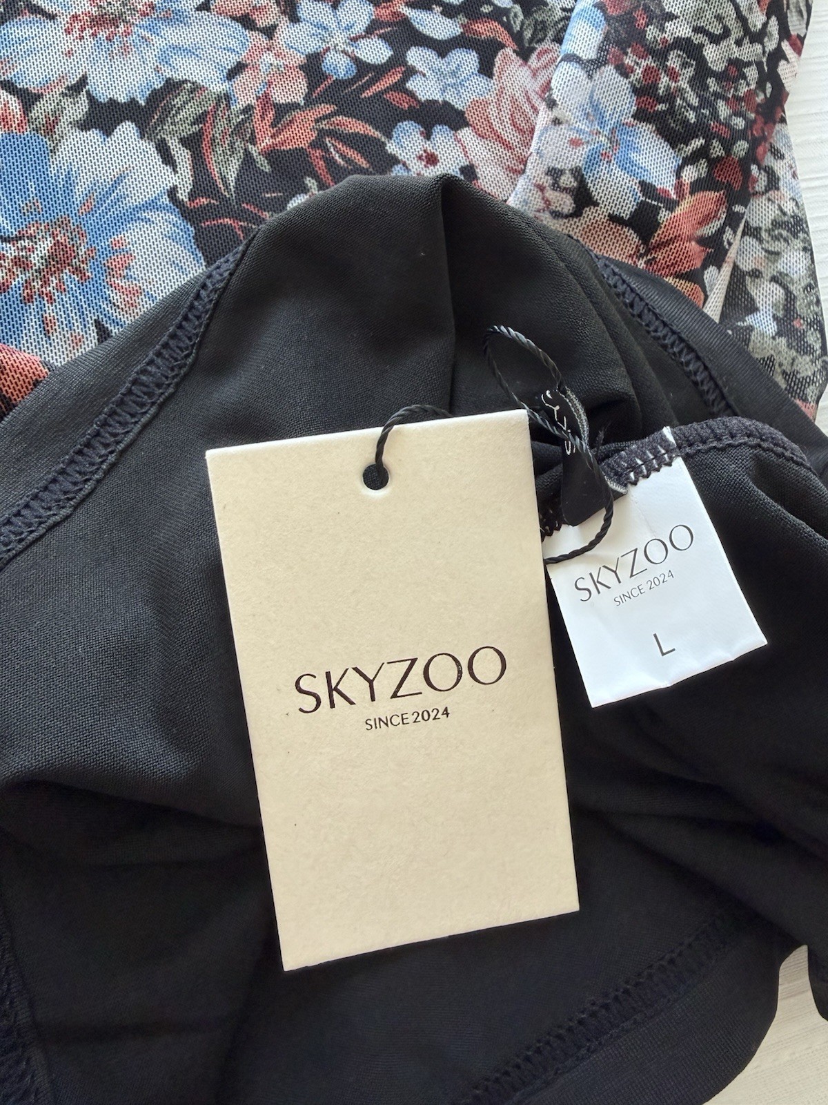 2Pc Women’s Tops Bundle Prettygarden & Skyzoo Floral Size Large NWT